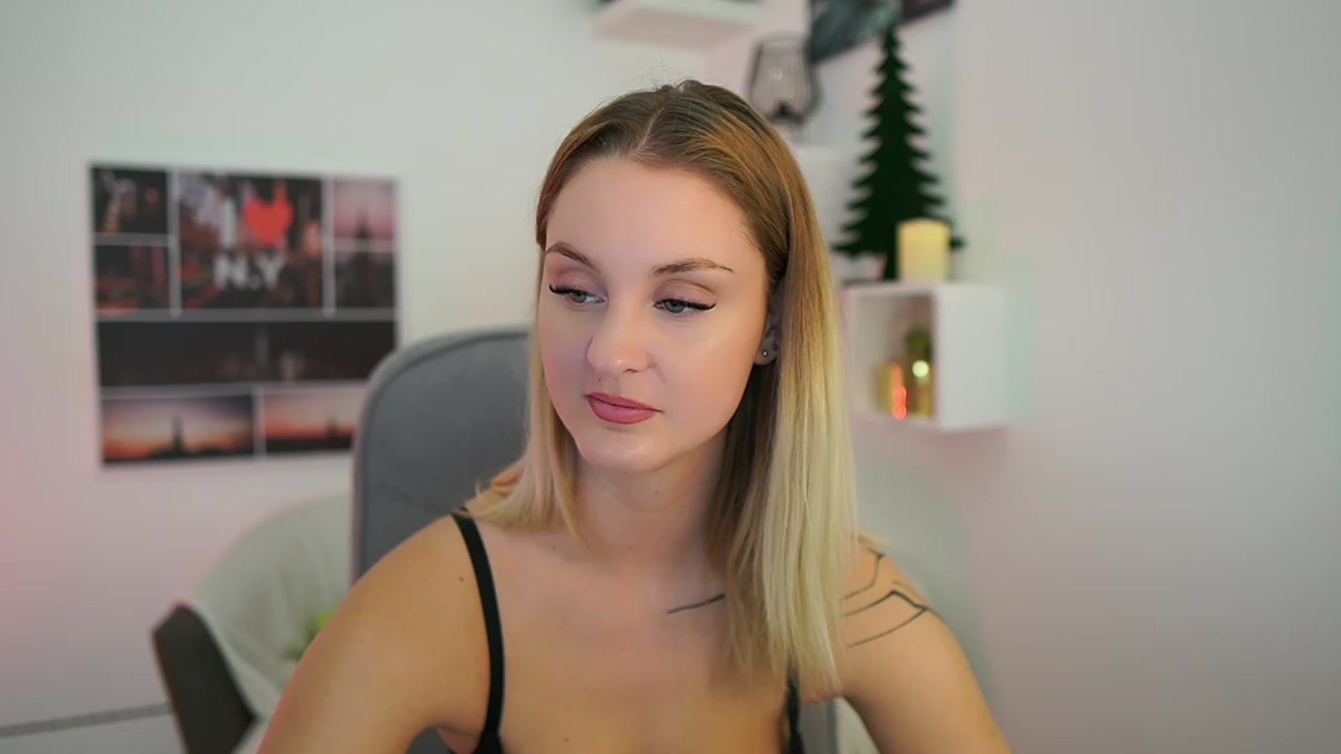 NatalliaStarr video thumbnail