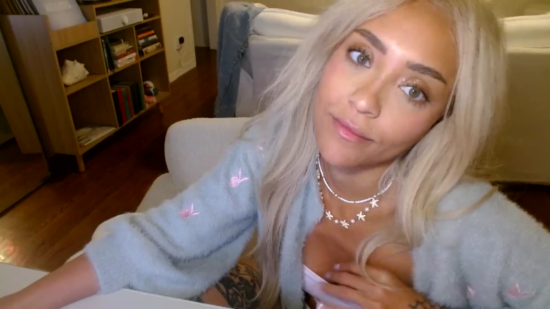 rosiewestttt video thumbnail
