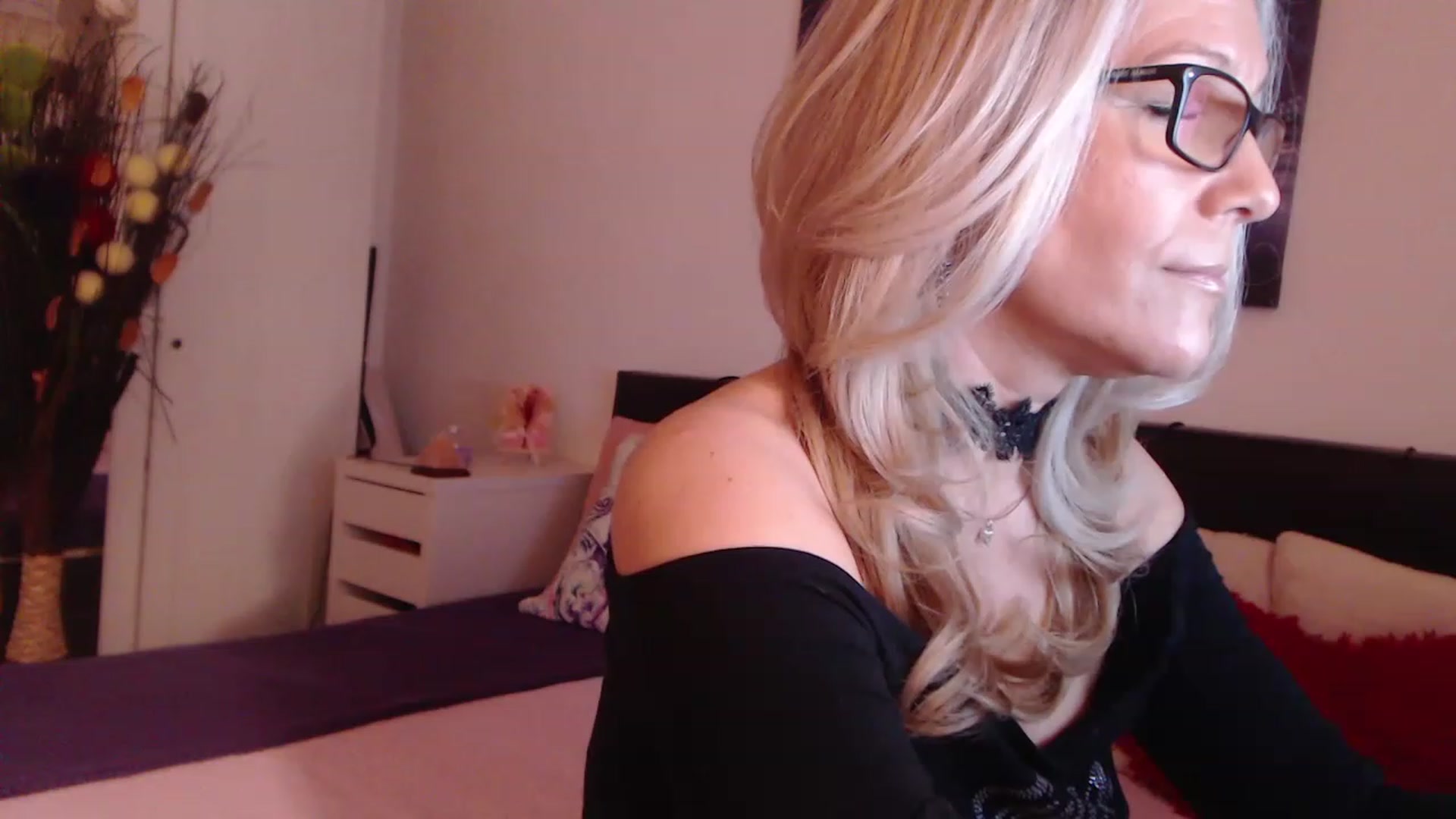 Reeya71 video thumbnail