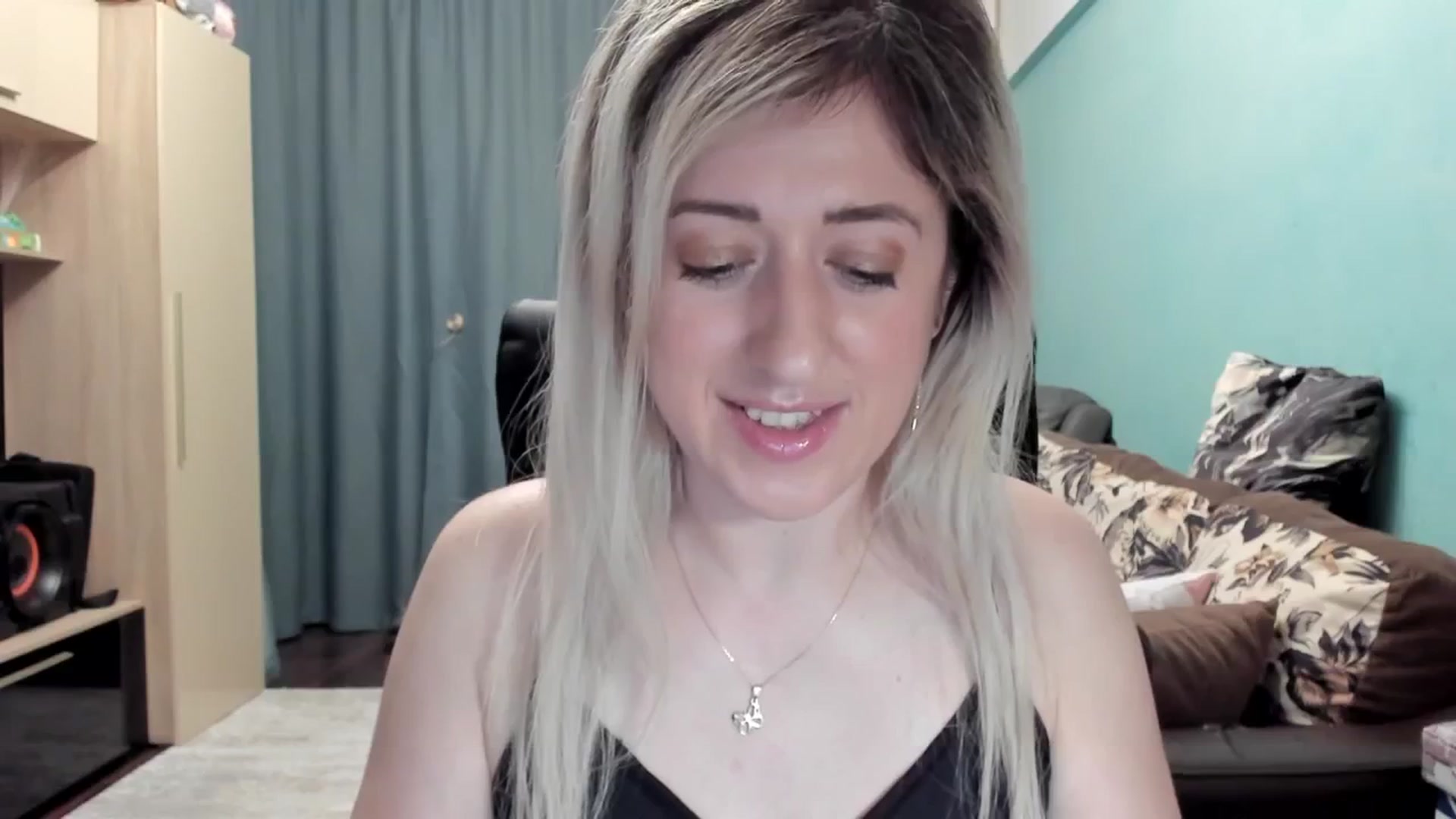 SweetDelia_ video thumbnail