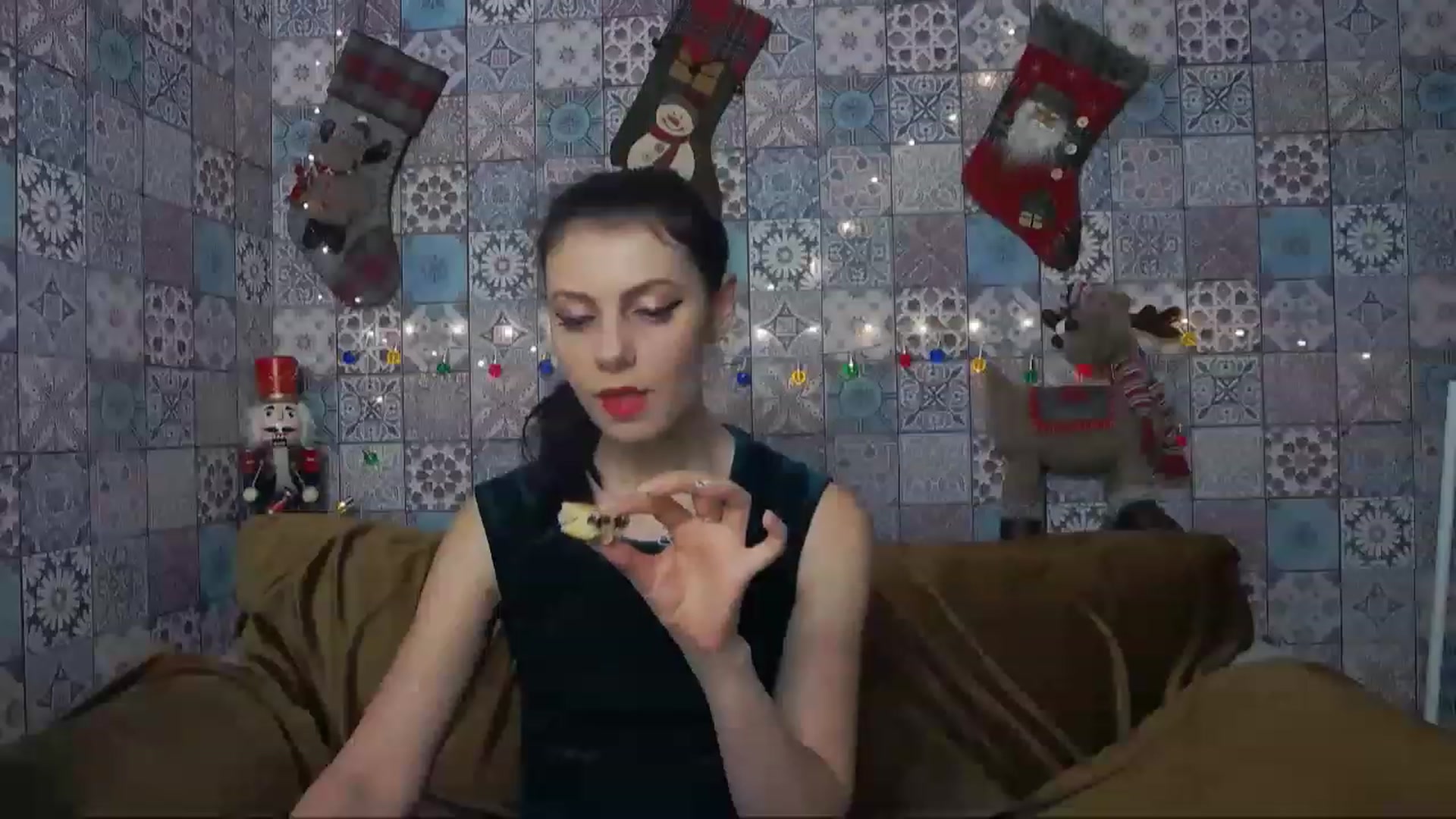 MissAracely video thumbnail