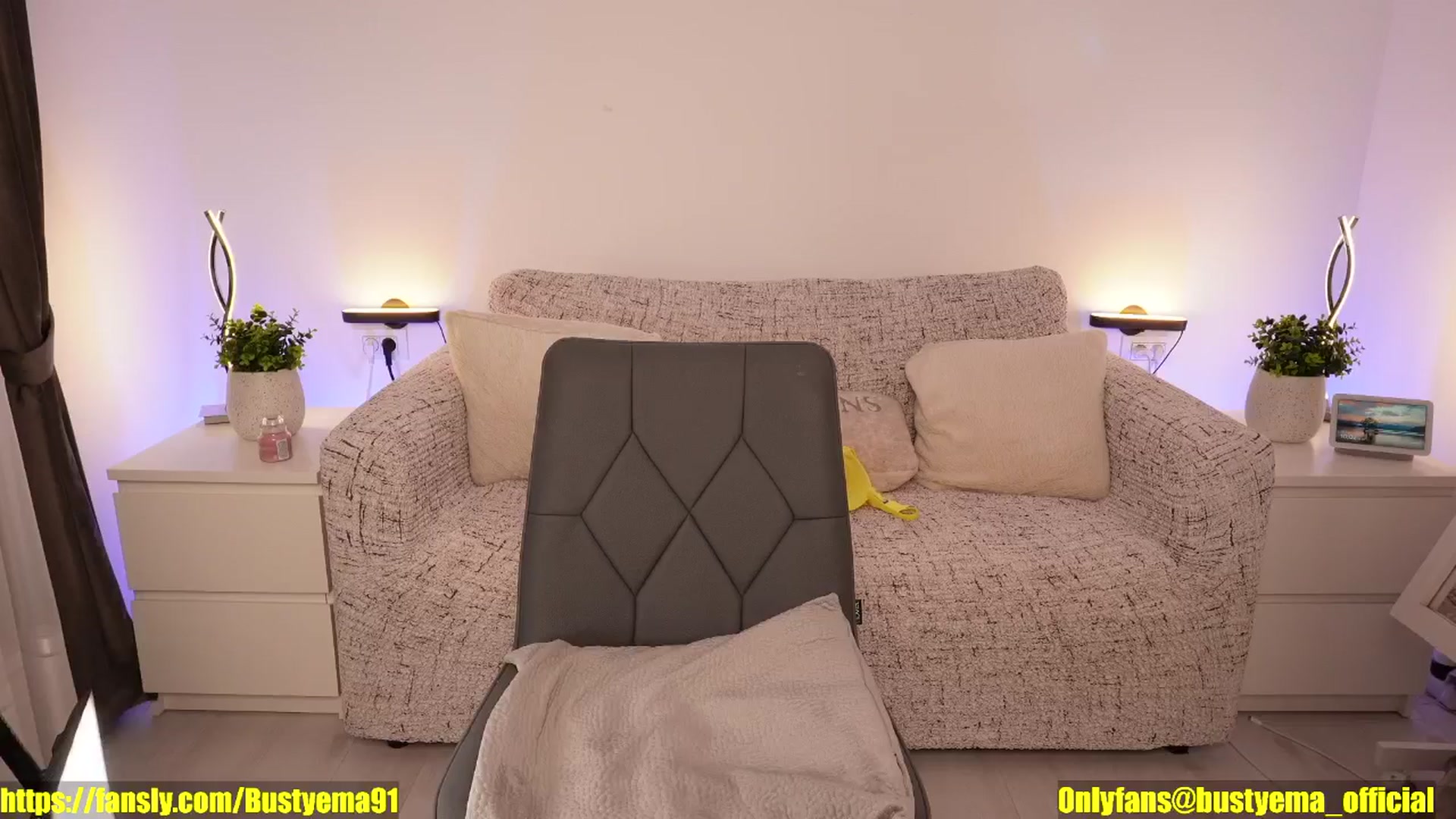 Busty_Ema video thumbnail