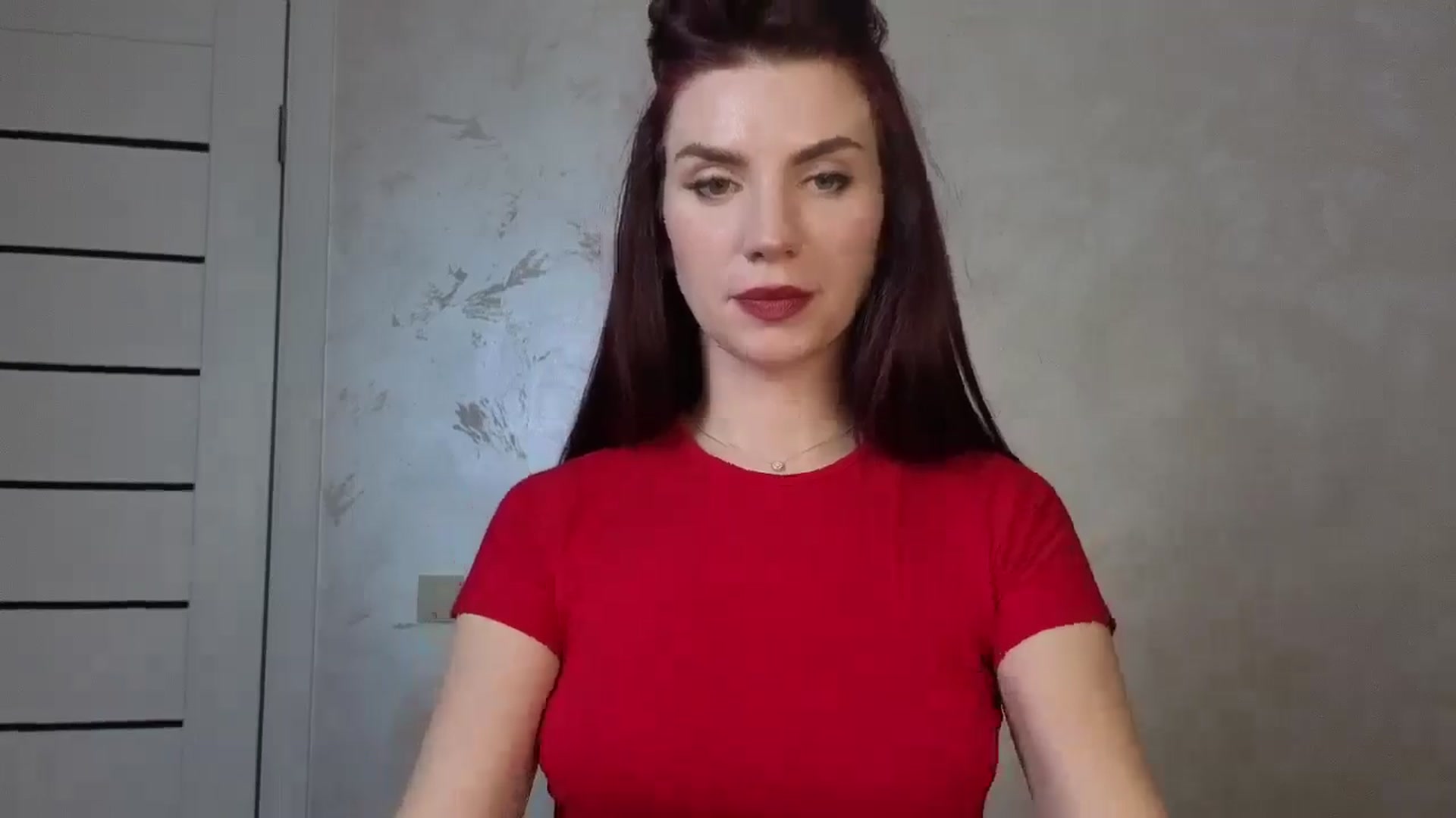 MiaLuxe video thumbnail