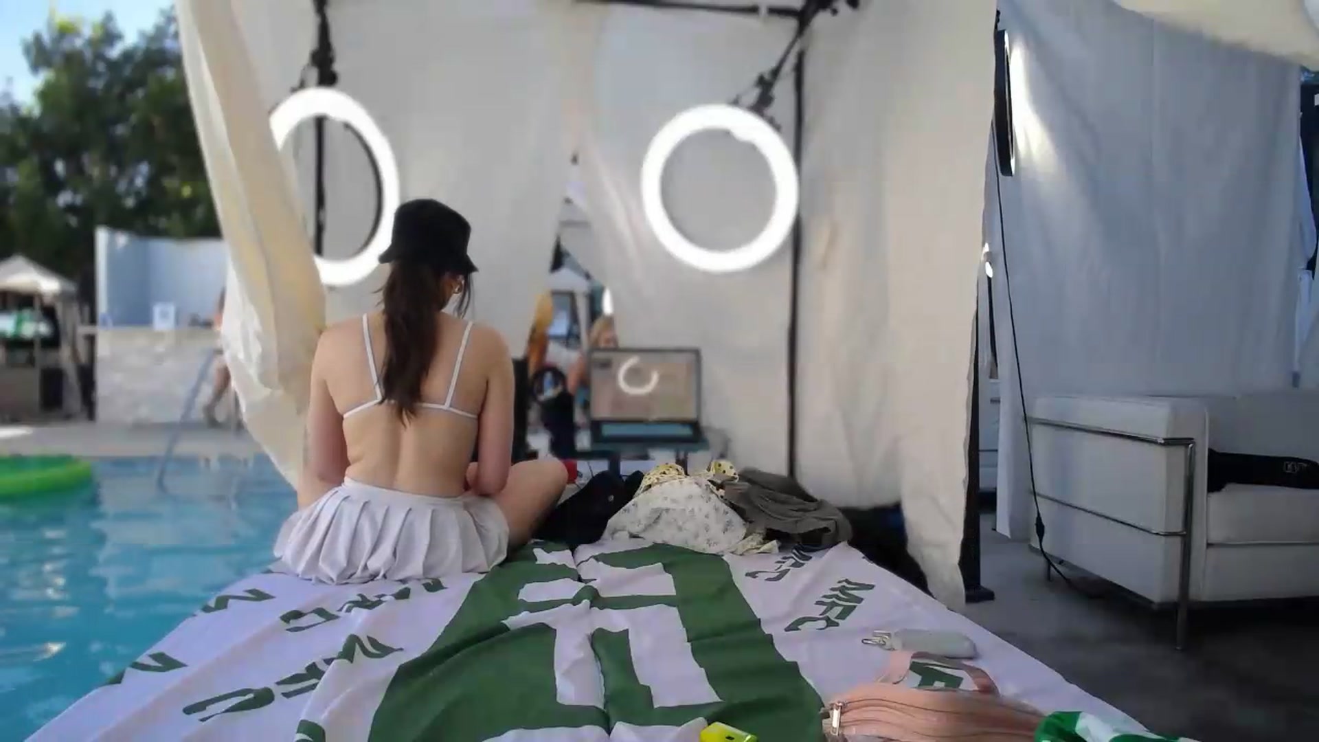 MichelleMadz video thumbnail