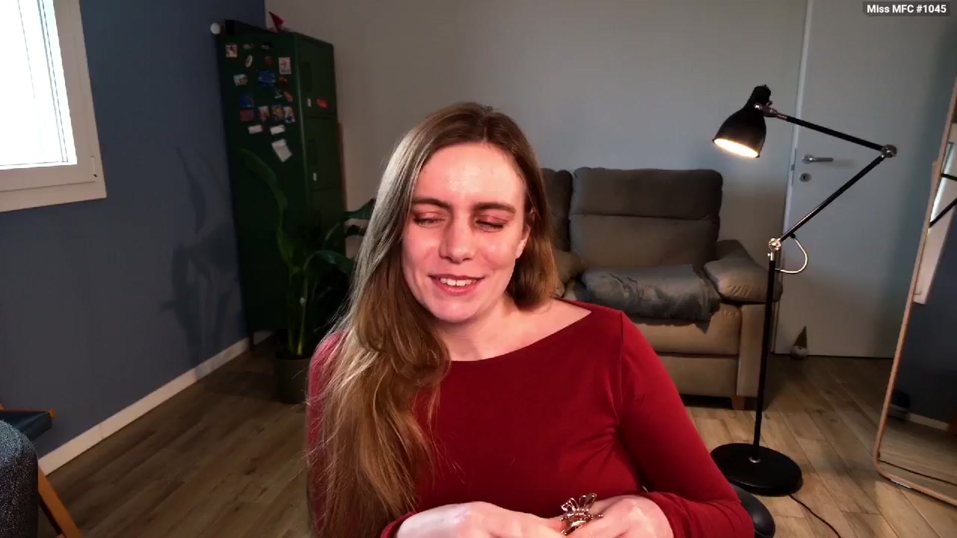 Personage video thumbnail