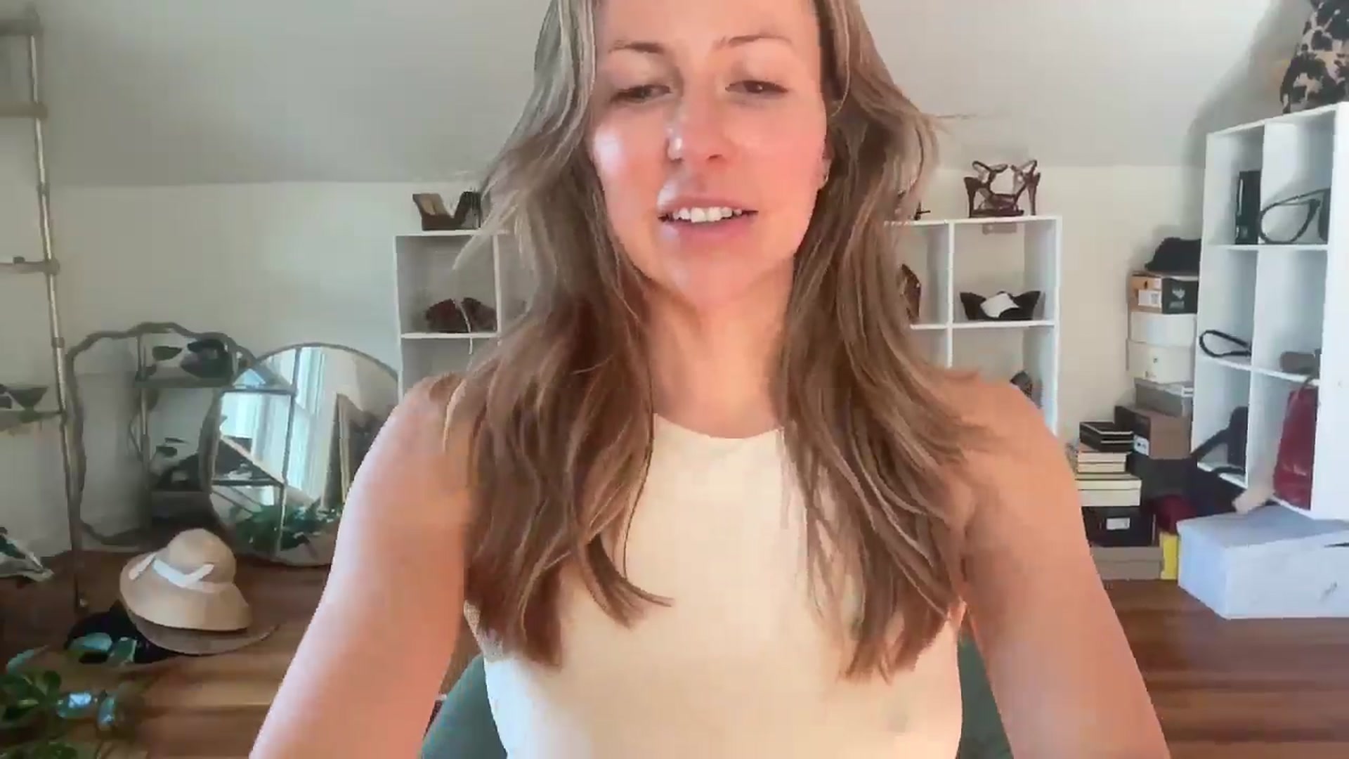 bellabaxxxter video thumbnail