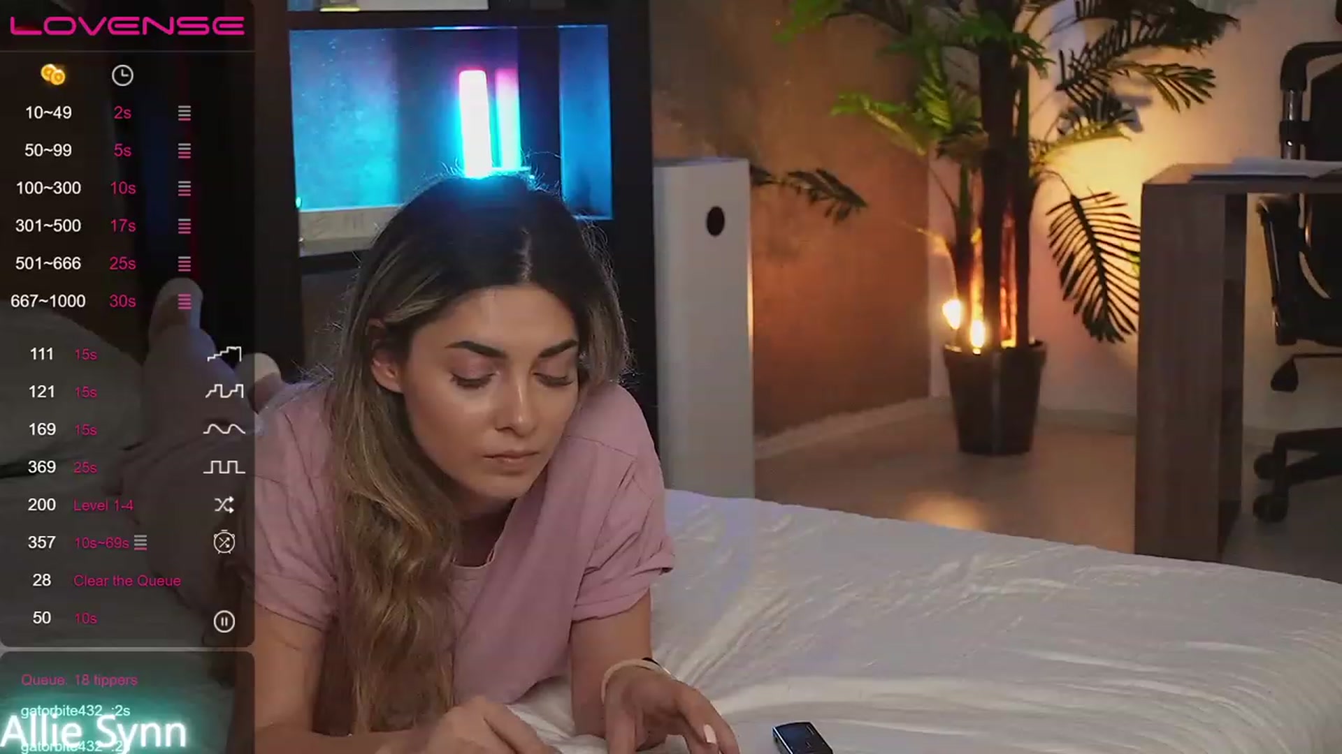 Allie_Synn video thumbnail