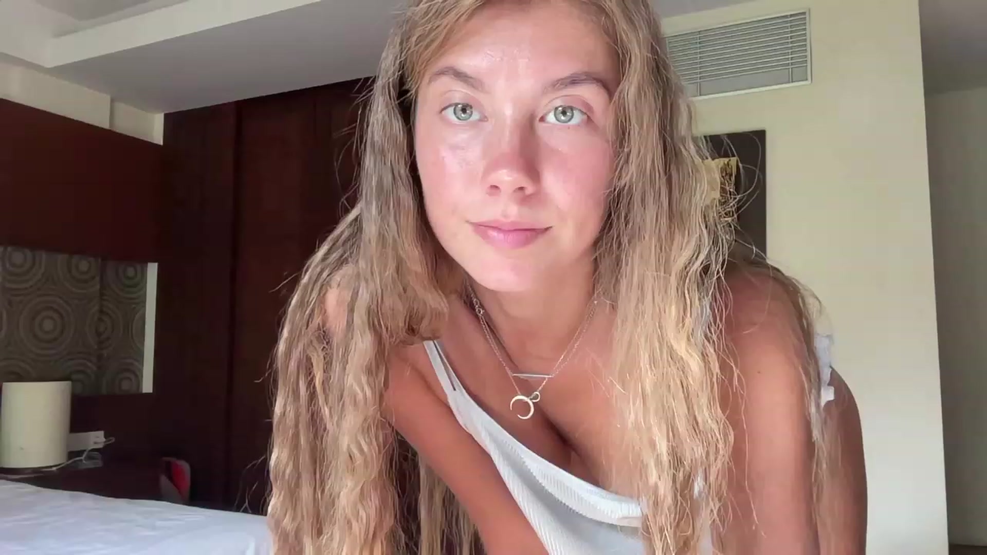 BaliSurfGirl video thumbnail