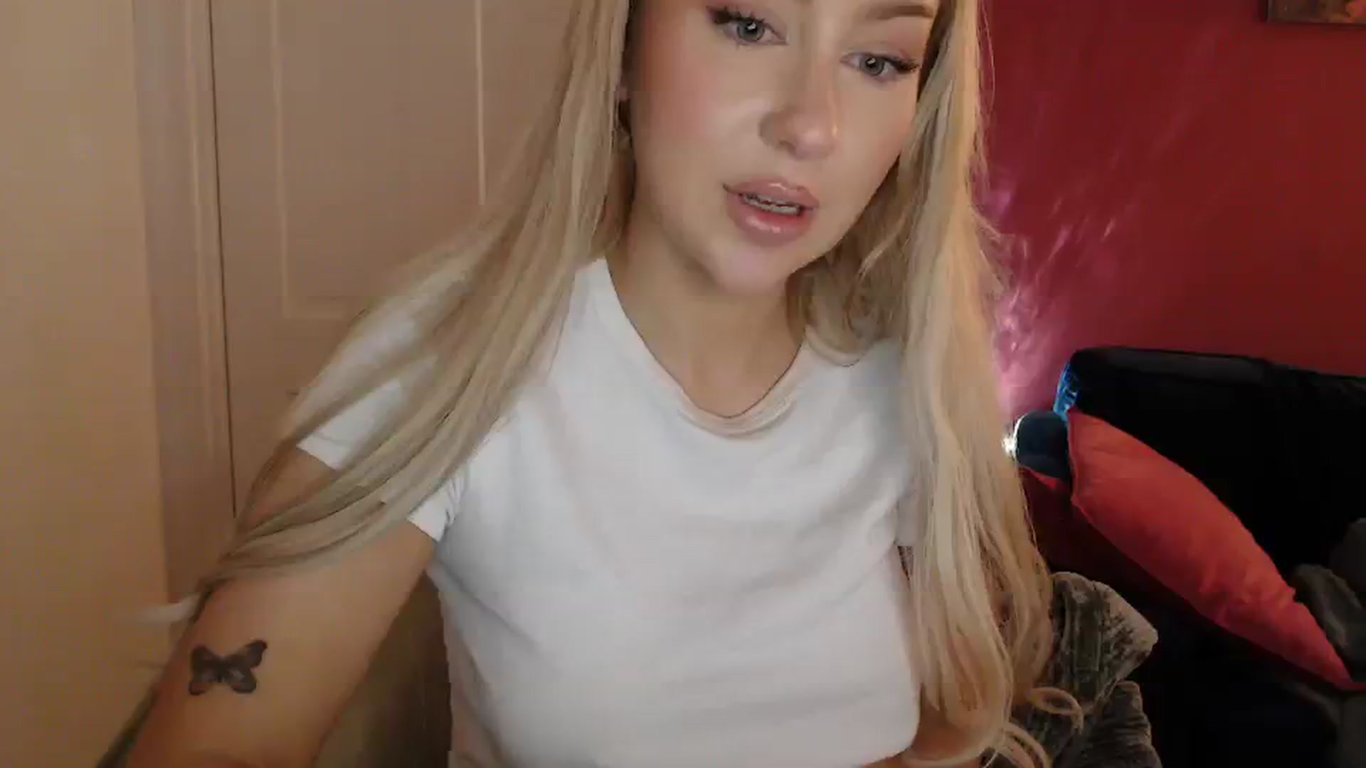 PetiteAvax video thumbnail