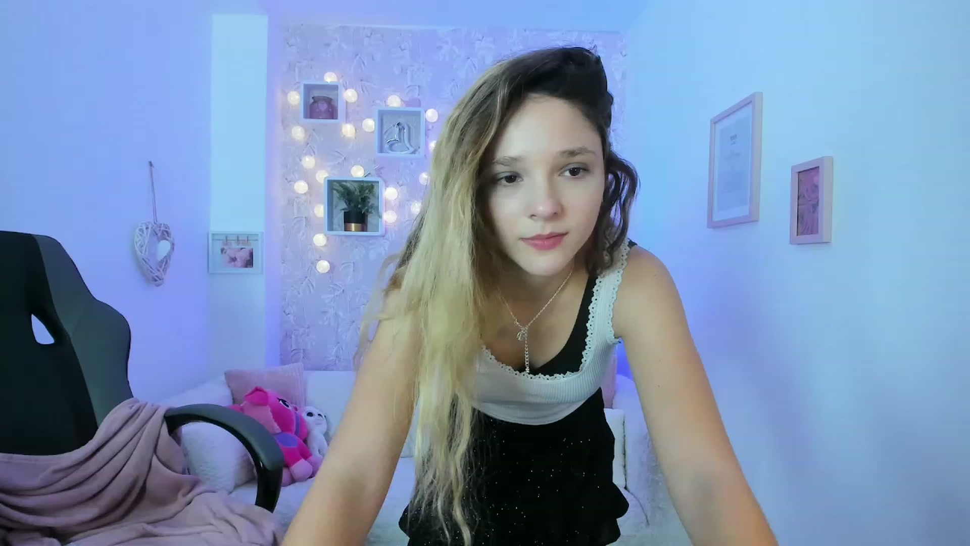 Riley_Cutie video thumbnail