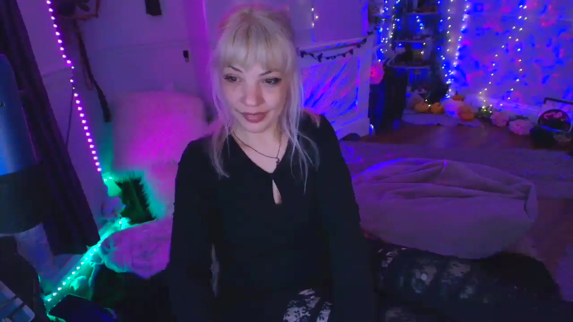 LunaWolfie video thumbnail