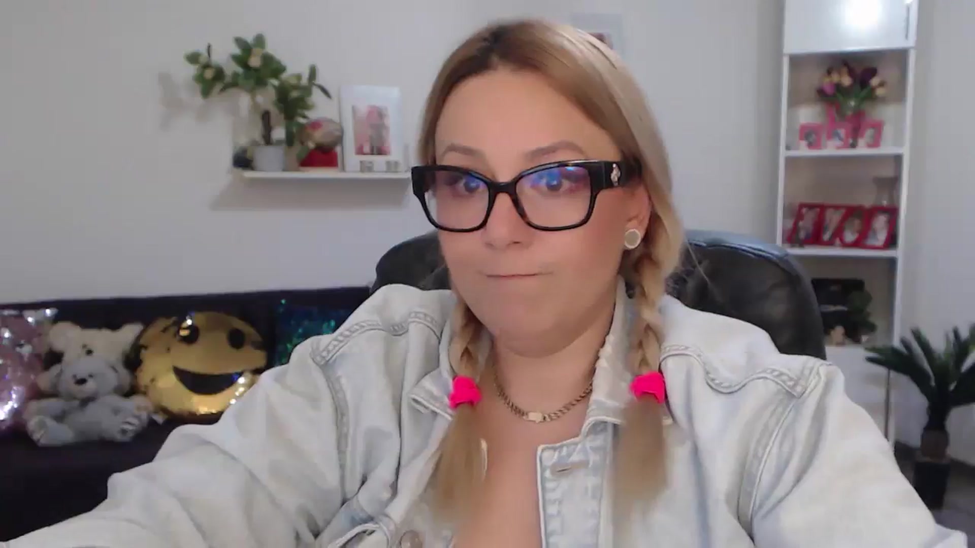 A_baby_Boo video thumbnail