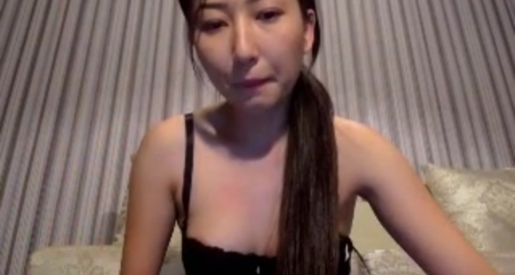 SmilingAyano video thumbnail