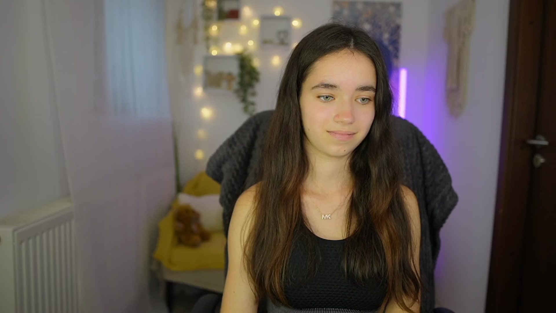 Gia_Paige18 video thumbnail