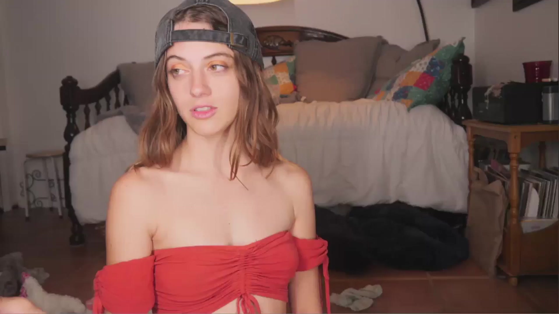 NaomiDee video thumbnail
