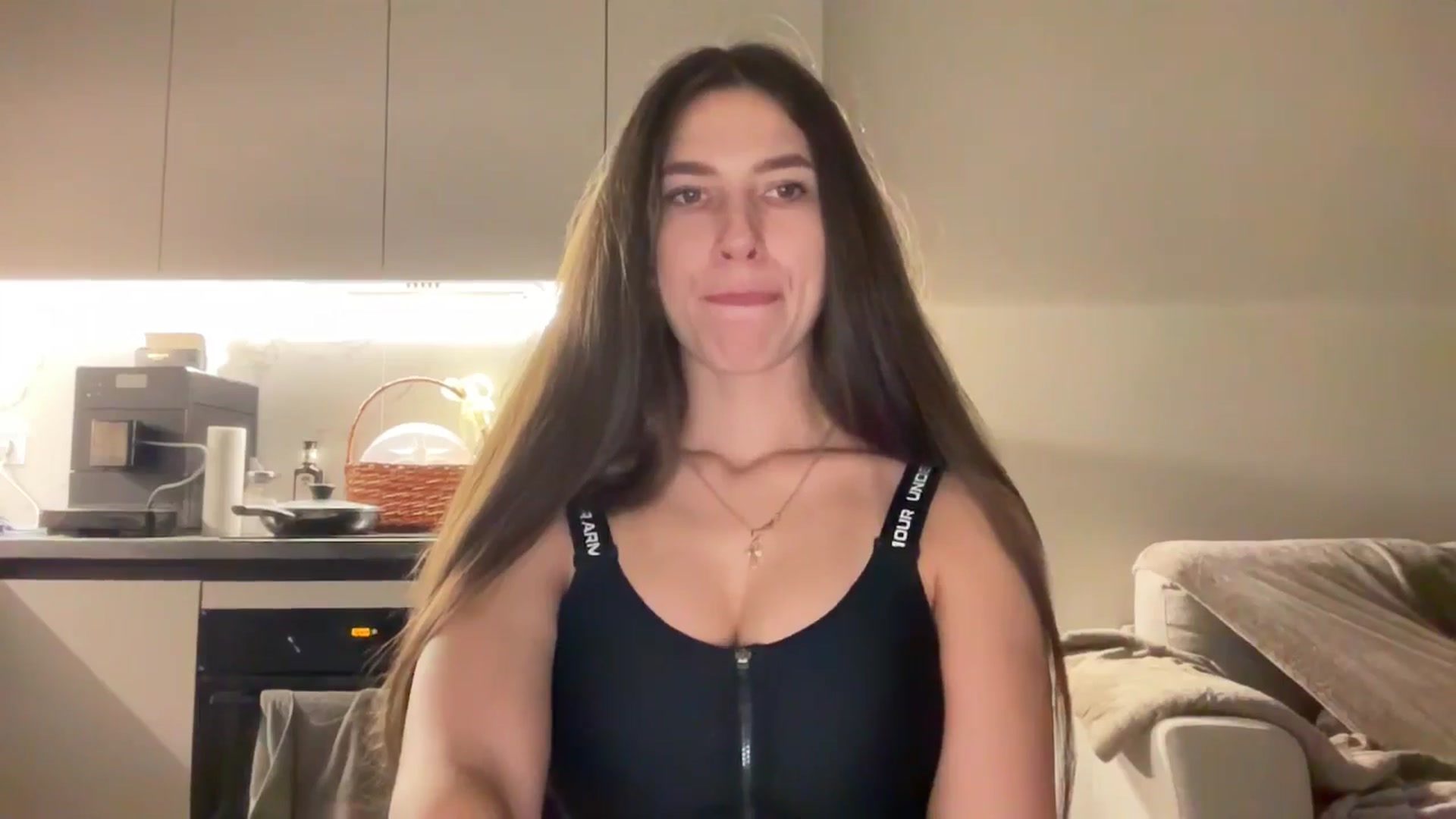 kissfreeze video thumbnail