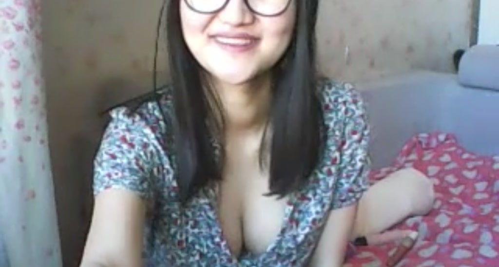 kim_suuni video thumbnail