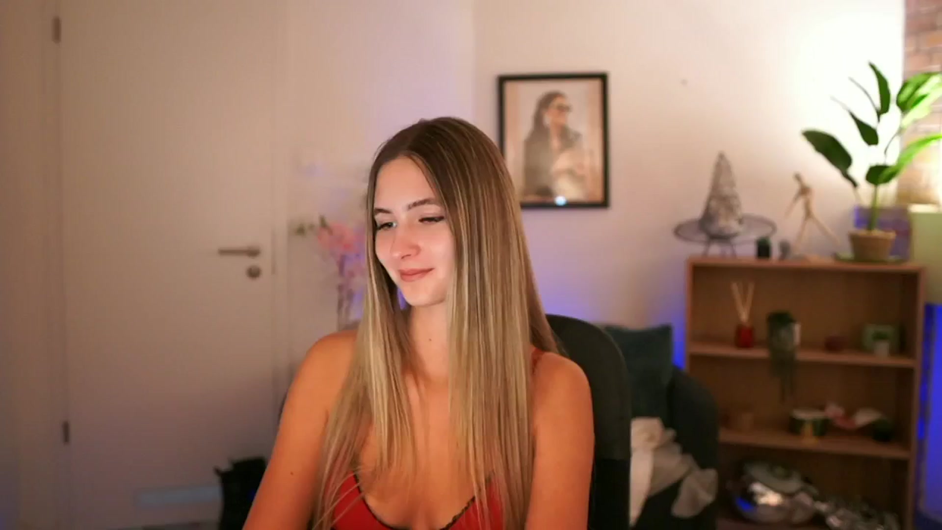 CuteGirl_18 video thumbnail