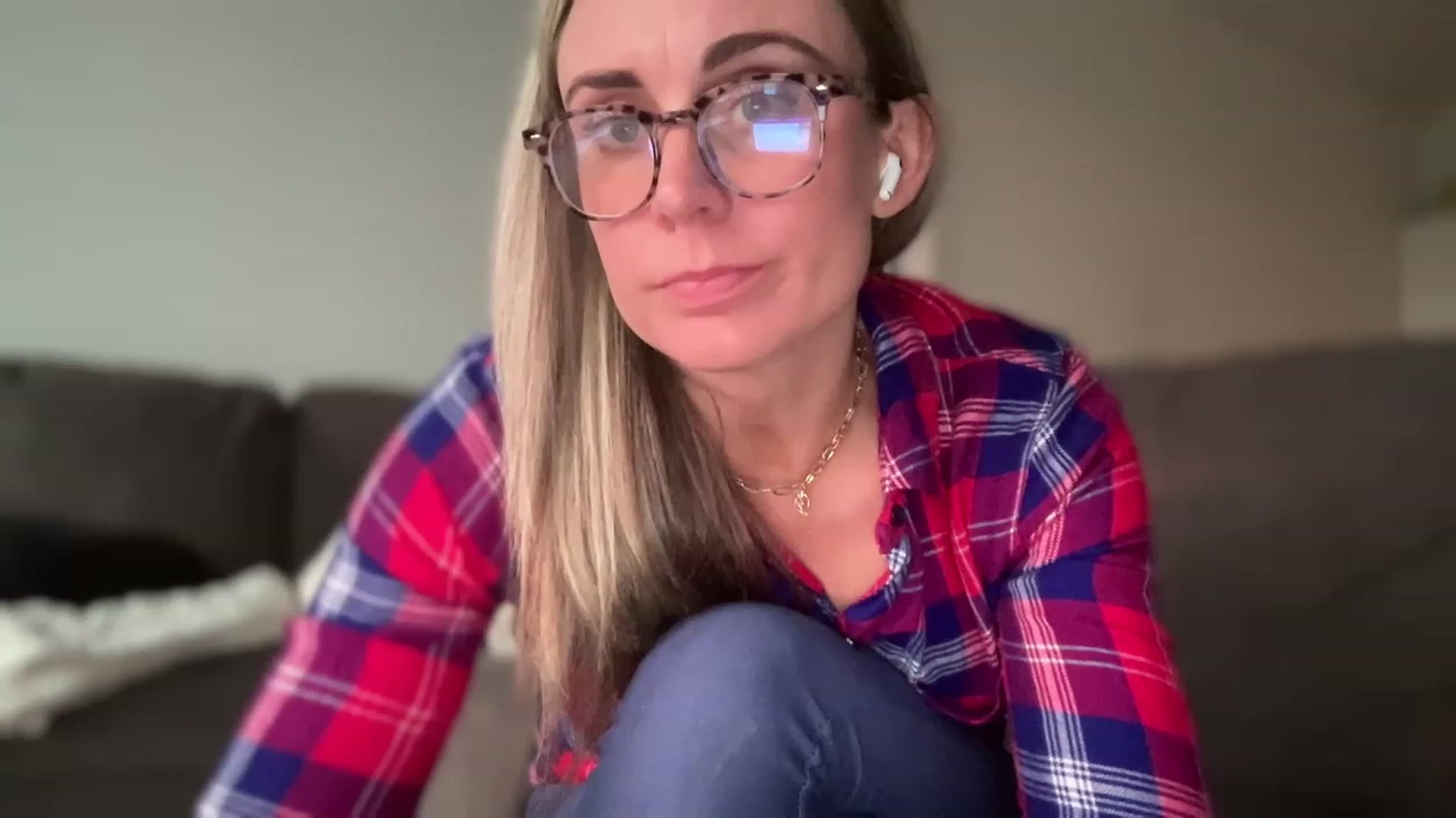 laalalalaa video thumbnail