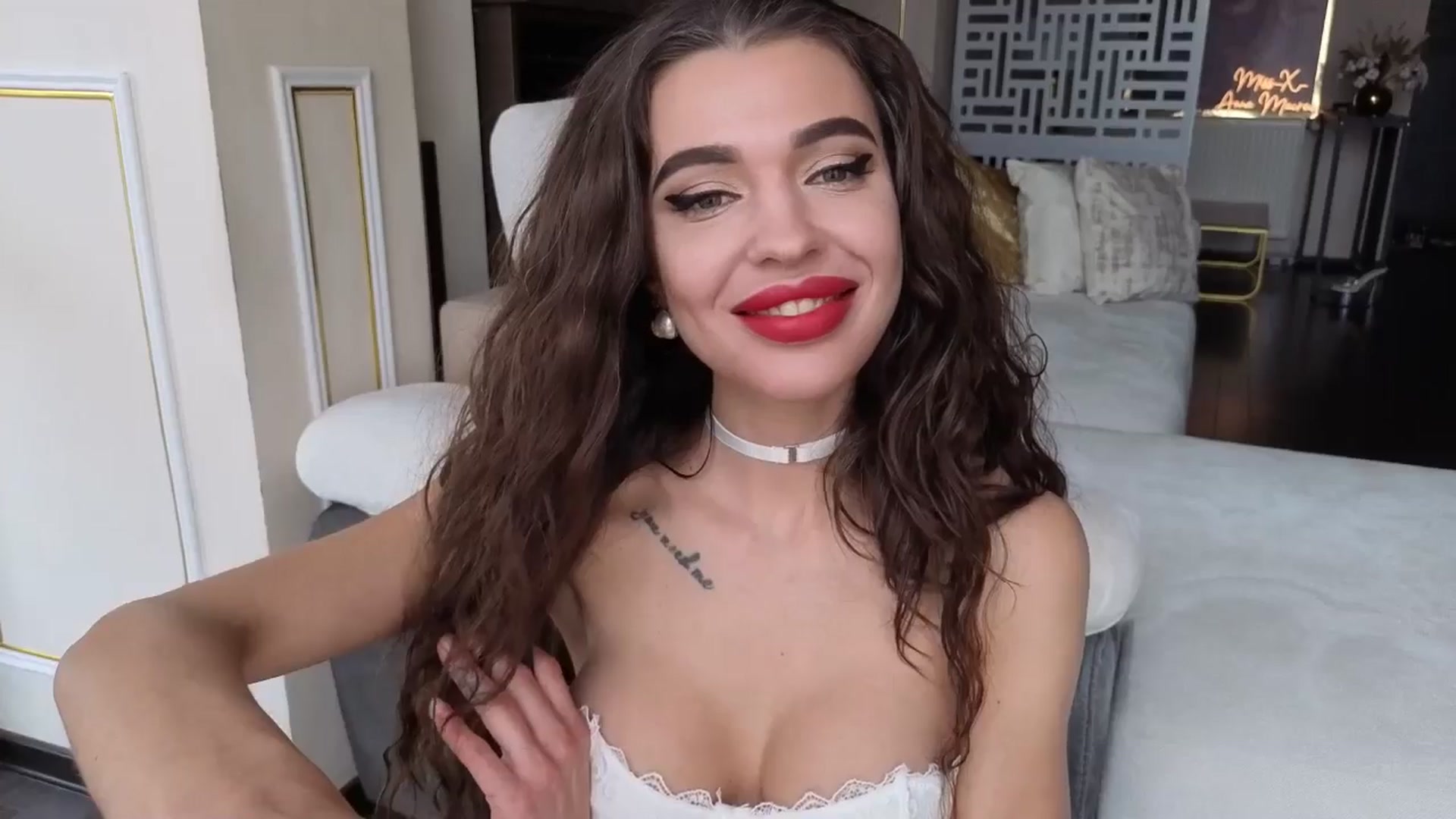 Miss_X_ video thumbnail