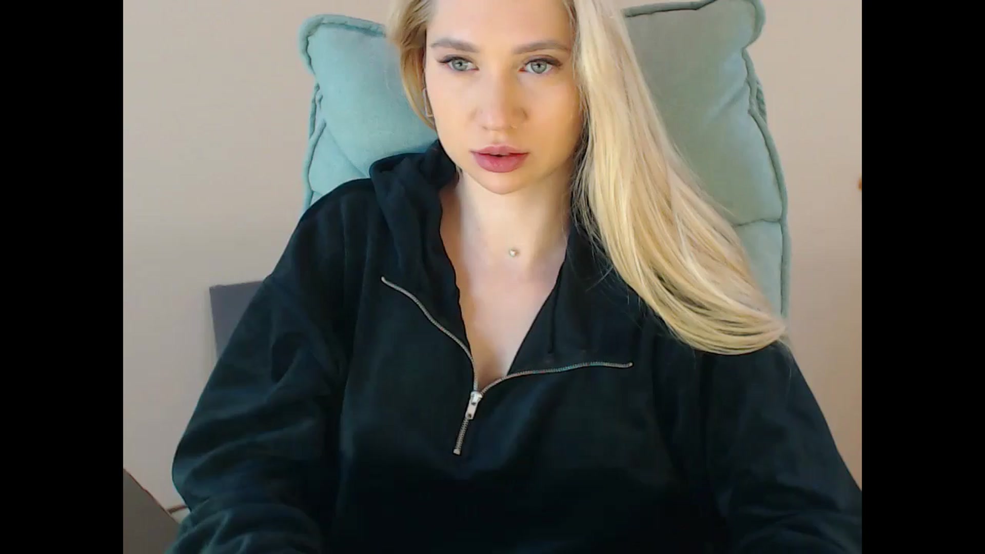 Miss_Sylvia video thumbnail