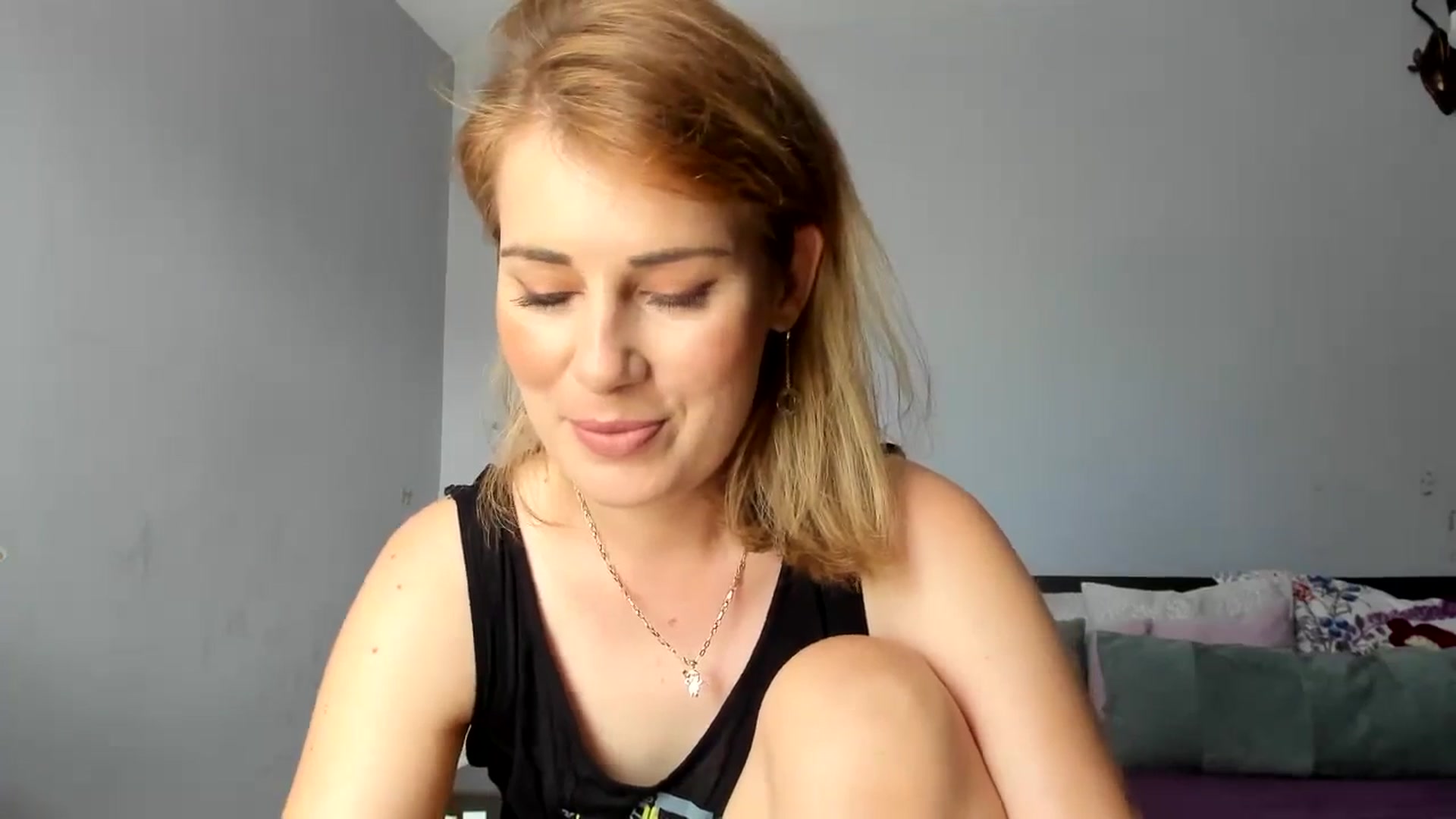 PrettyWomen31 video thumbnail