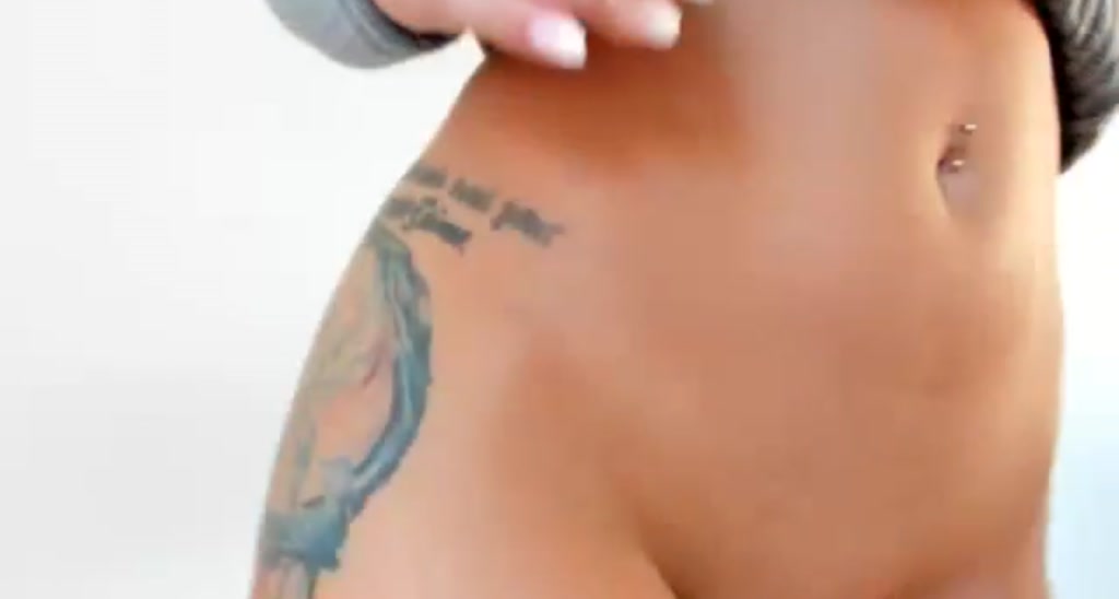 SuaveMariaa video thumbnail