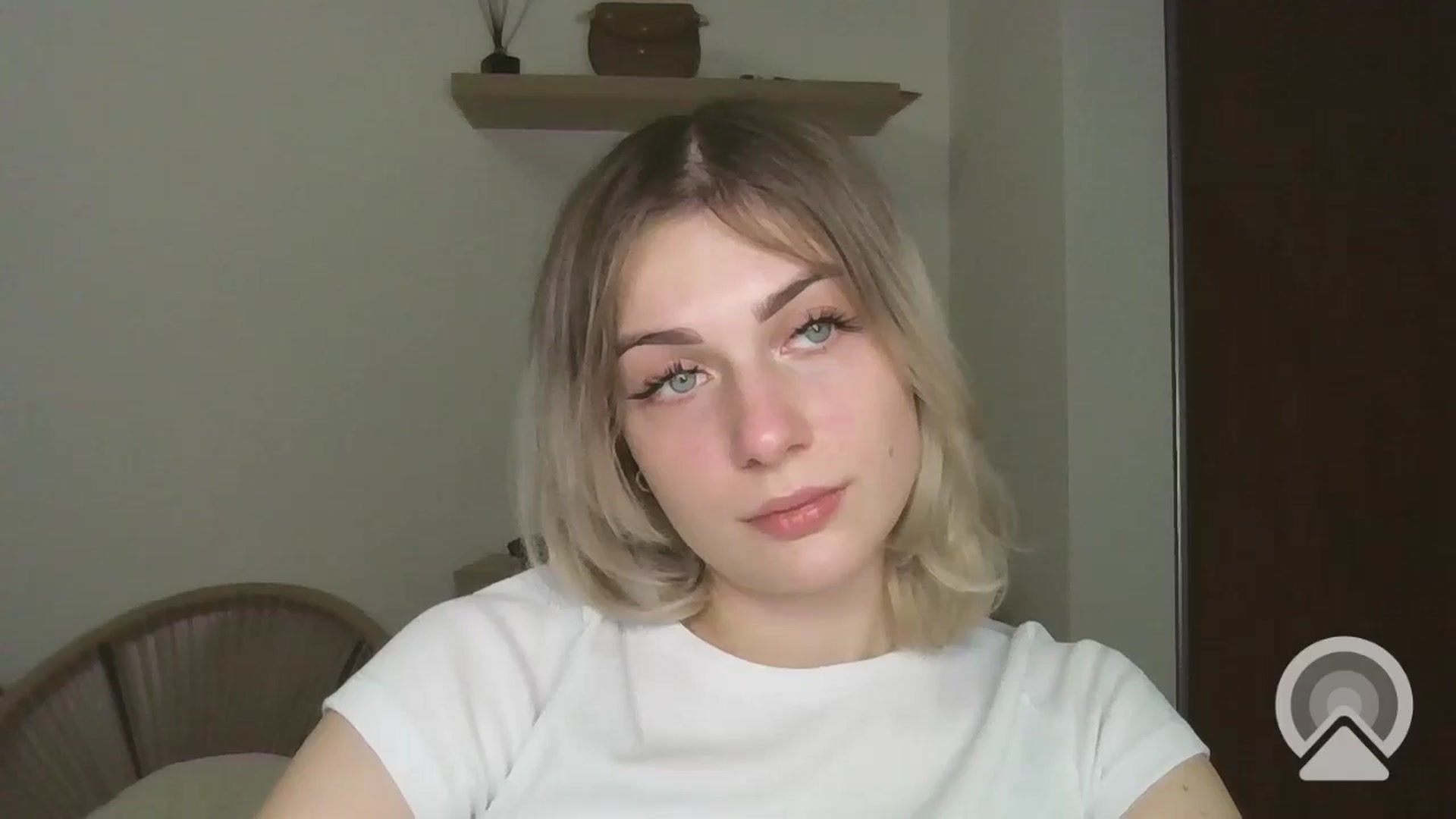 EarlyyBird video thumbnail