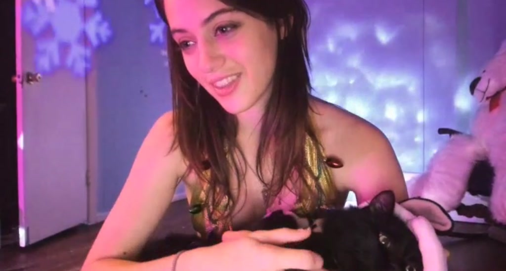 NaomiDee video thumbnail