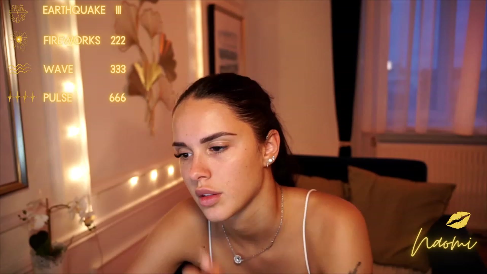 cinnabellee video thumbnail