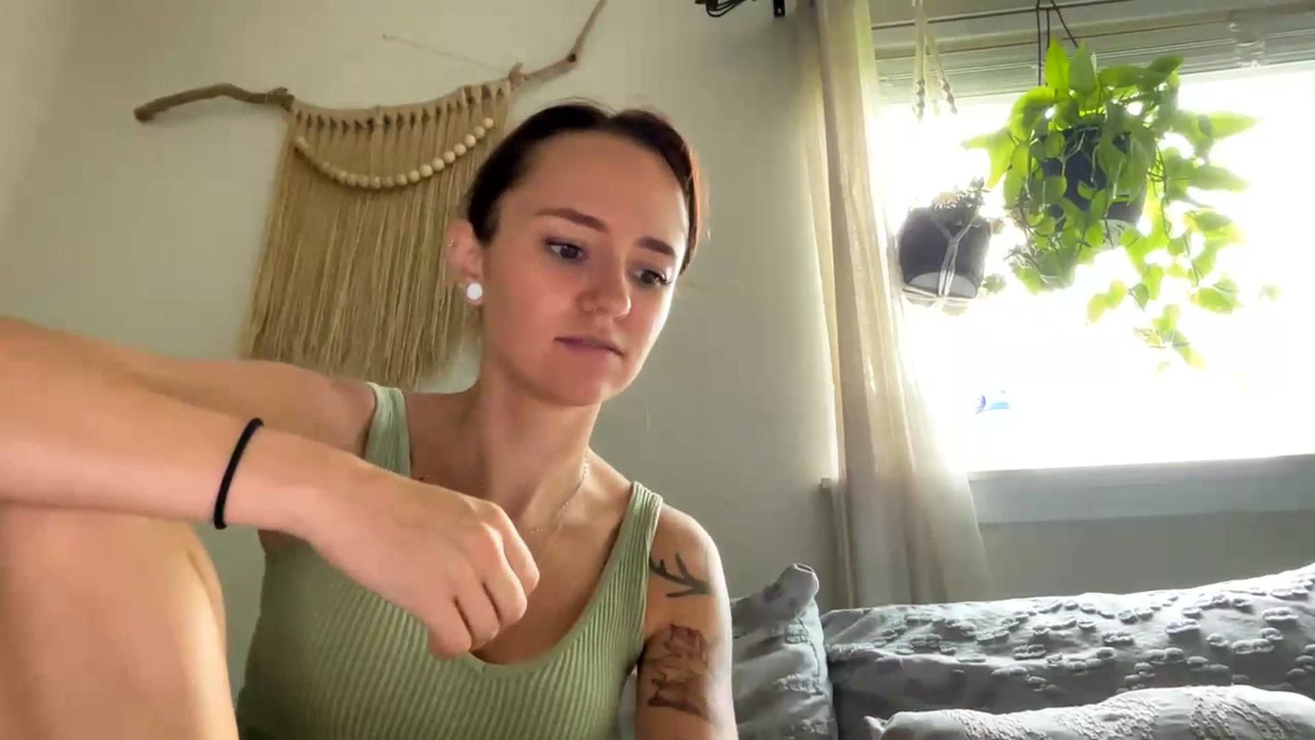 Plantbabeee video thumbnail