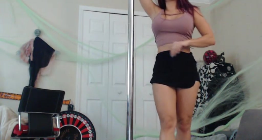 Downloads video thumbnail
