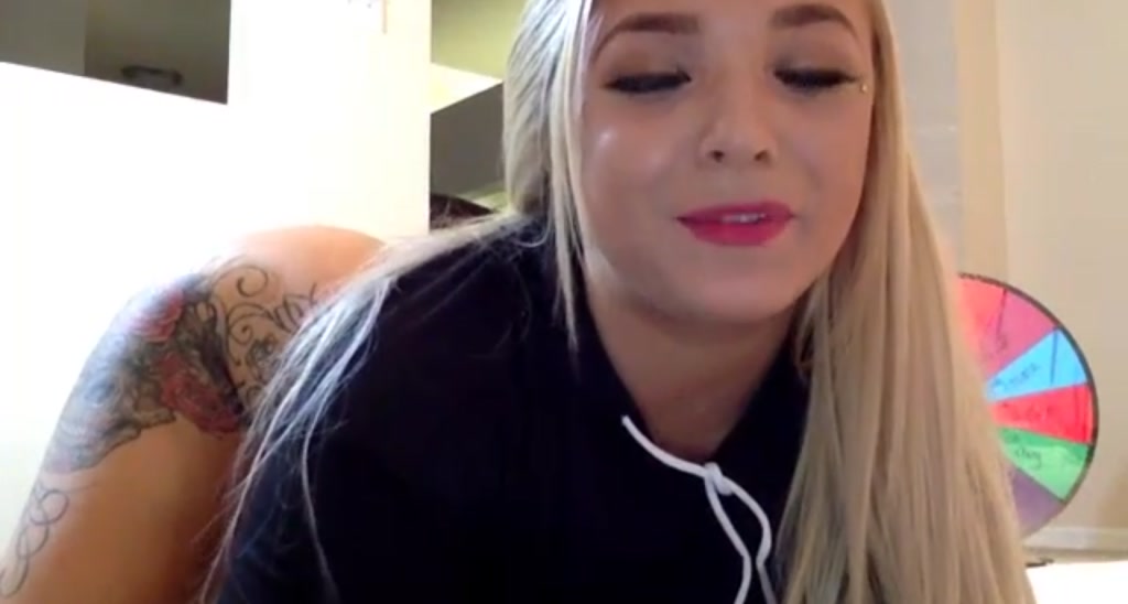 FetishPixie video thumbnail