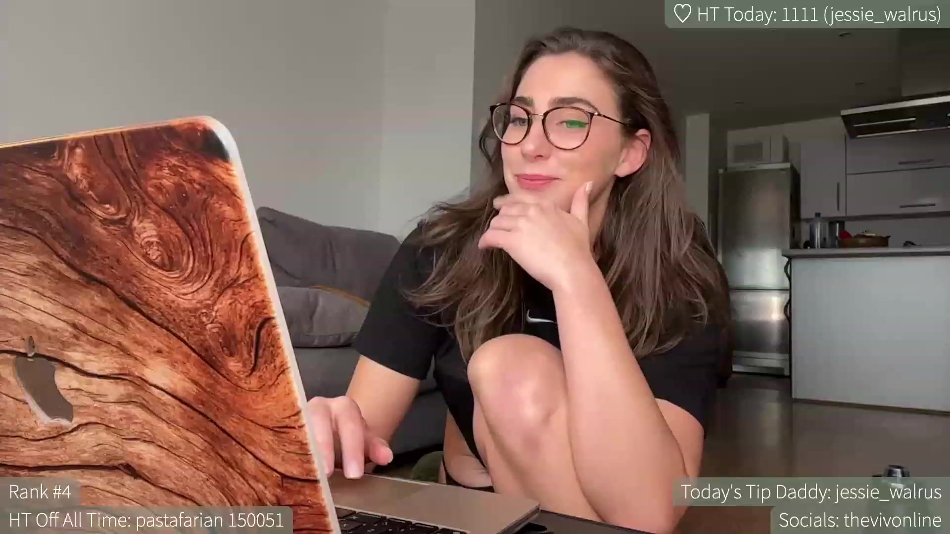 HelloViv video thumbnail