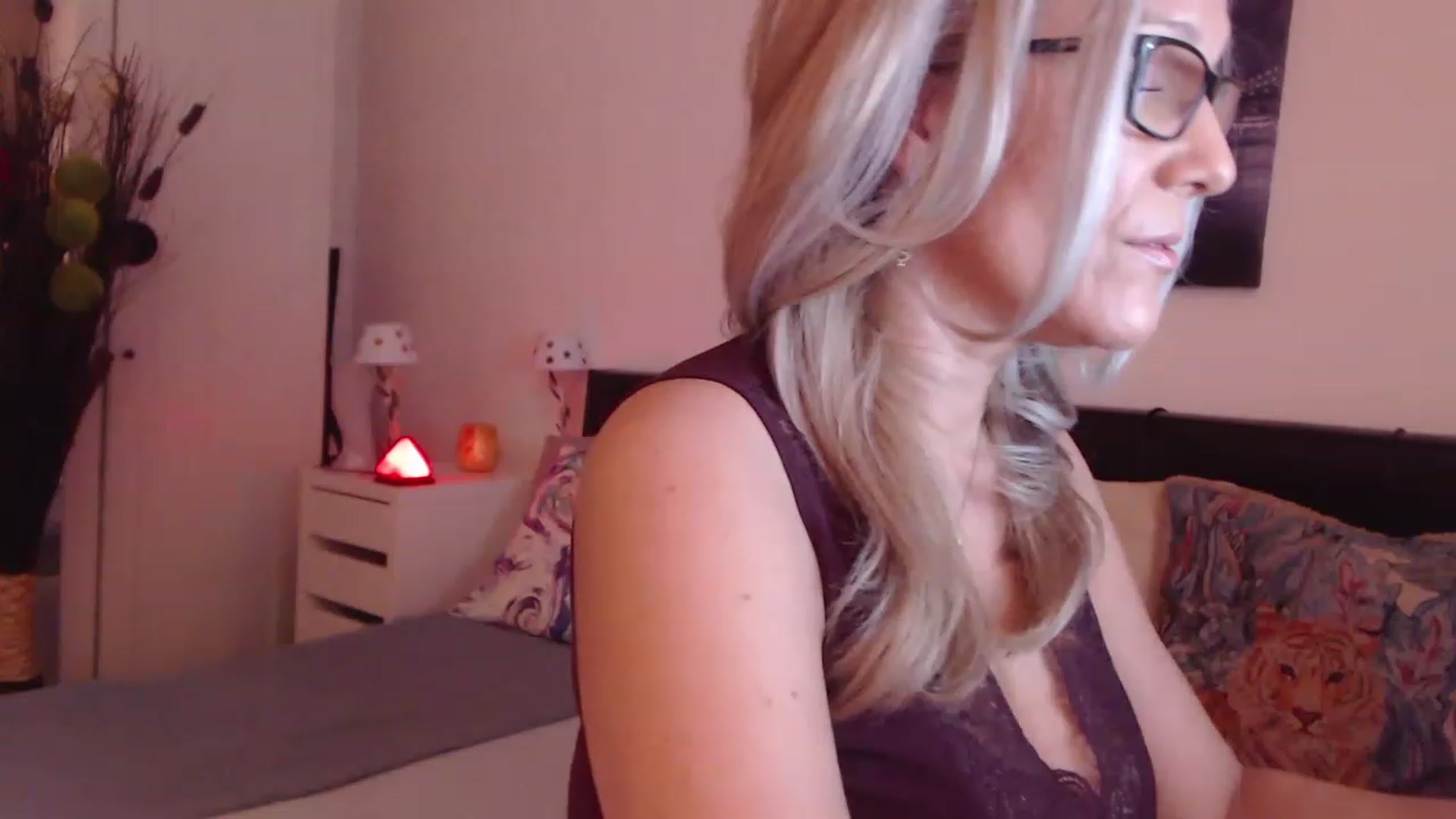 Reeya71 video thumbnail