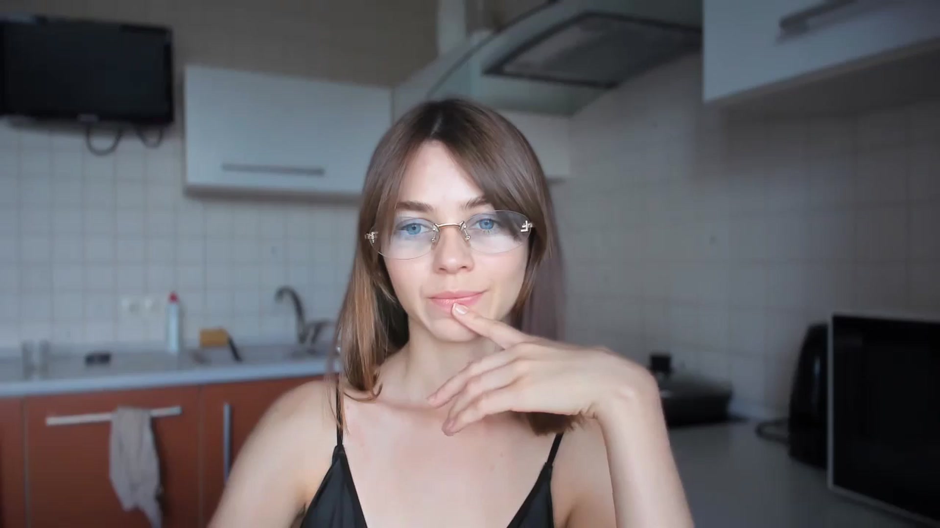 ButterFlyMiss video thumbnail