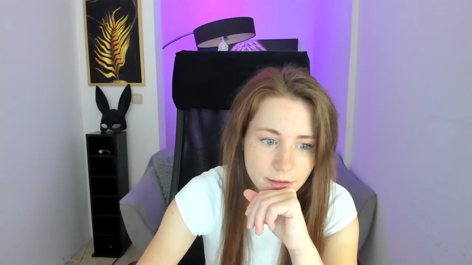 Moonshinee video thumbnail