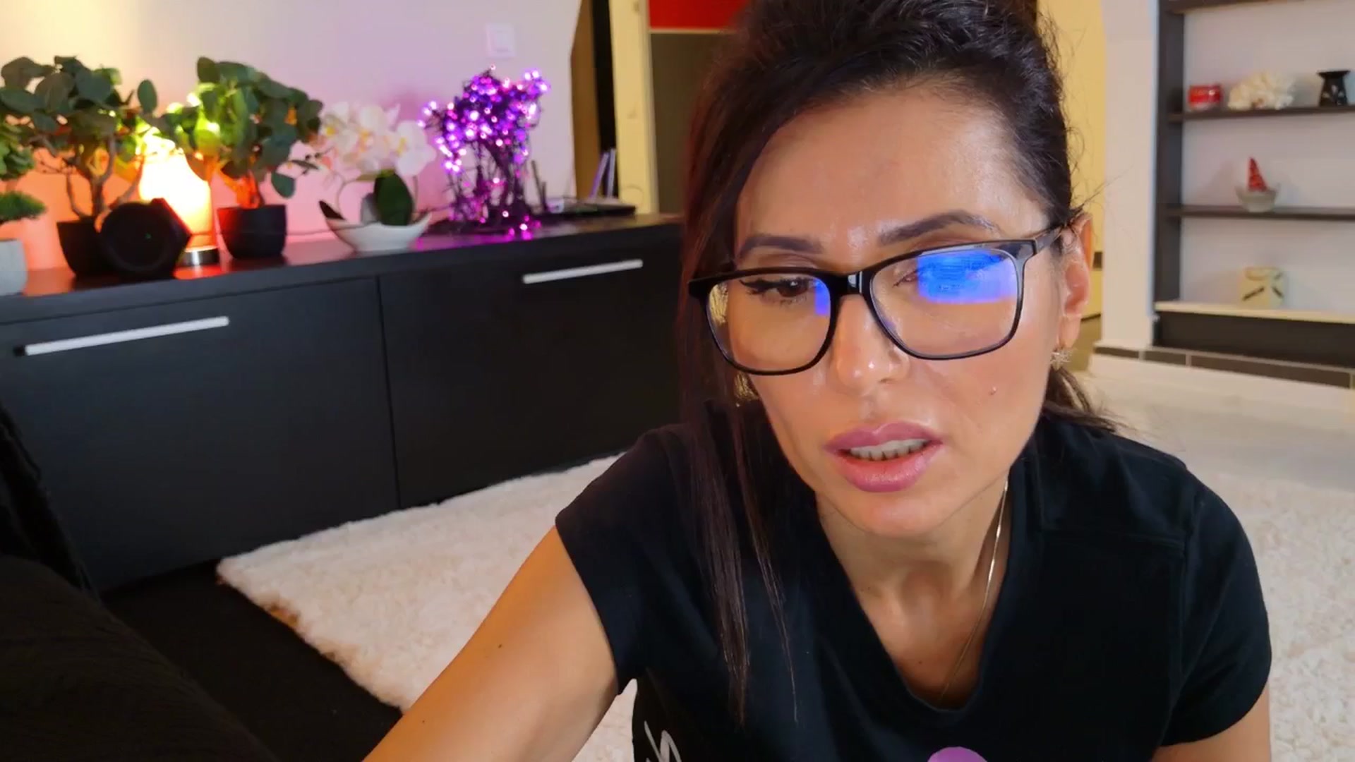 SmileyTinaa video thumbnail