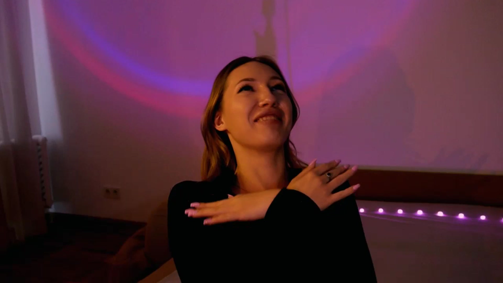 LovelyGin video thumbnail