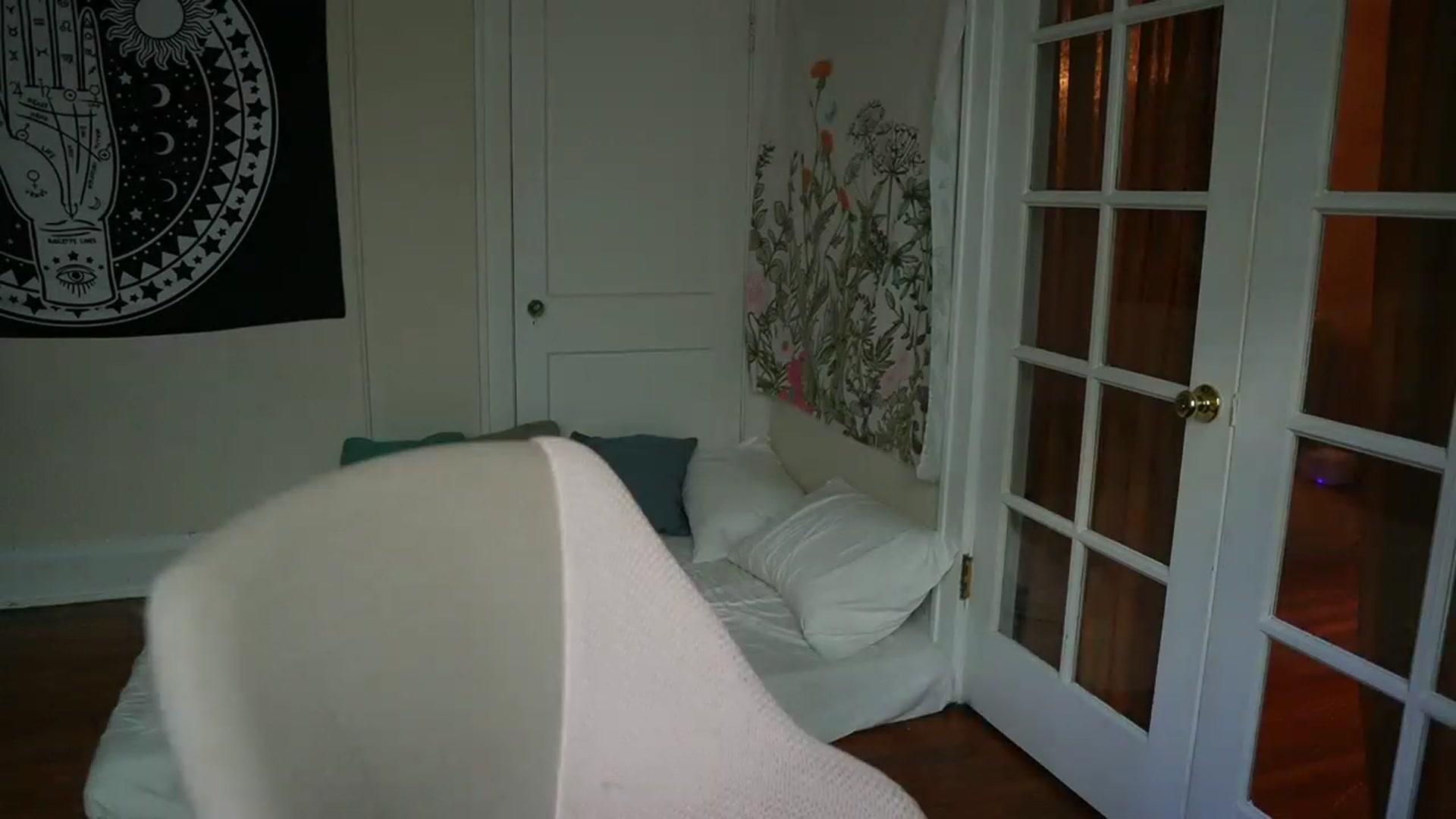 AuntGia video thumbnail