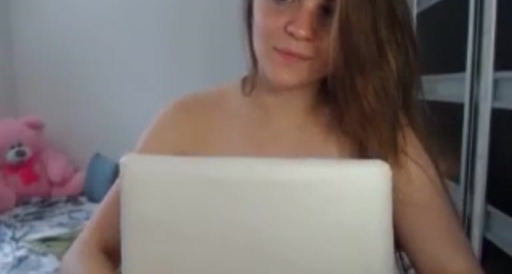 Good2Kisss video thumbnail