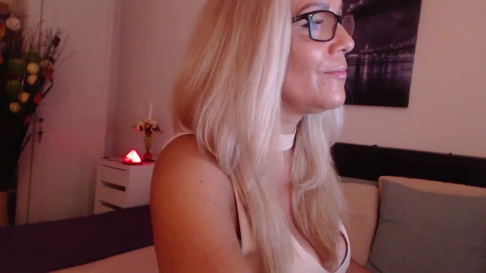 Reeya71 video thumbnail
