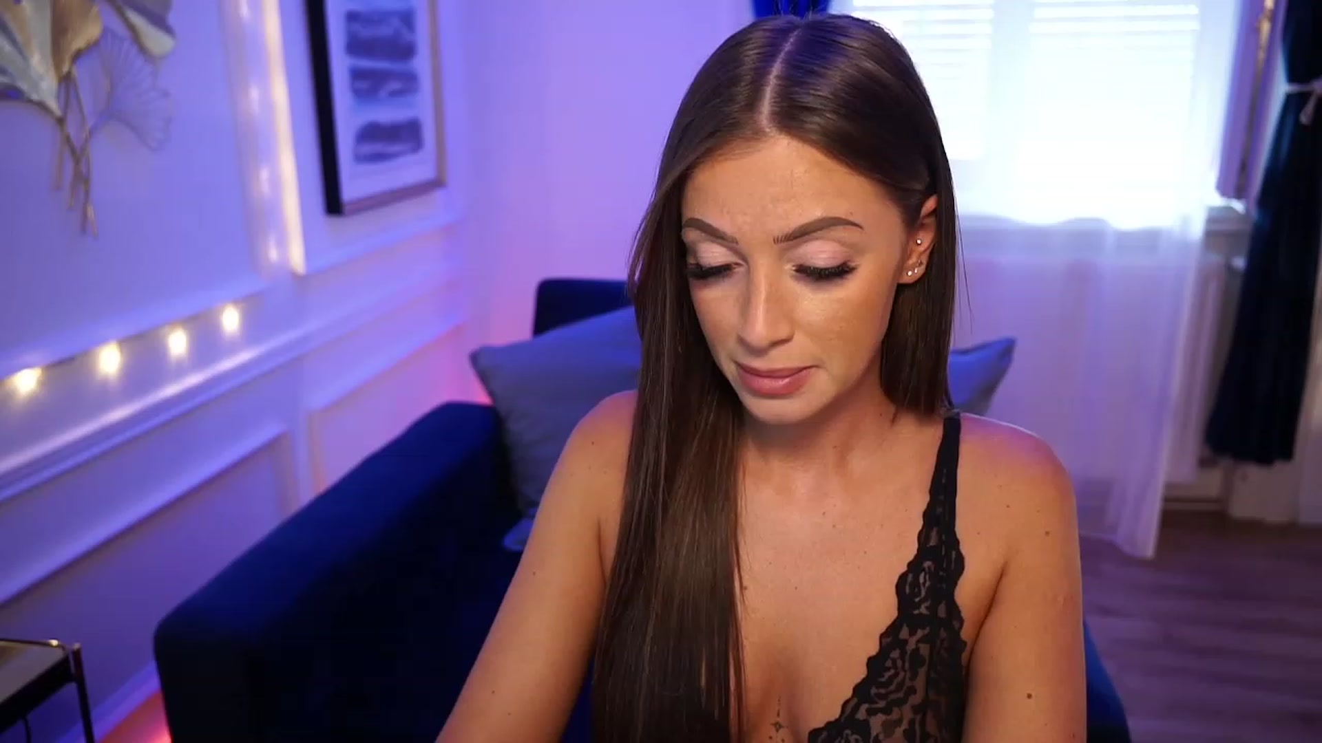 emma_ruby video thumbnail