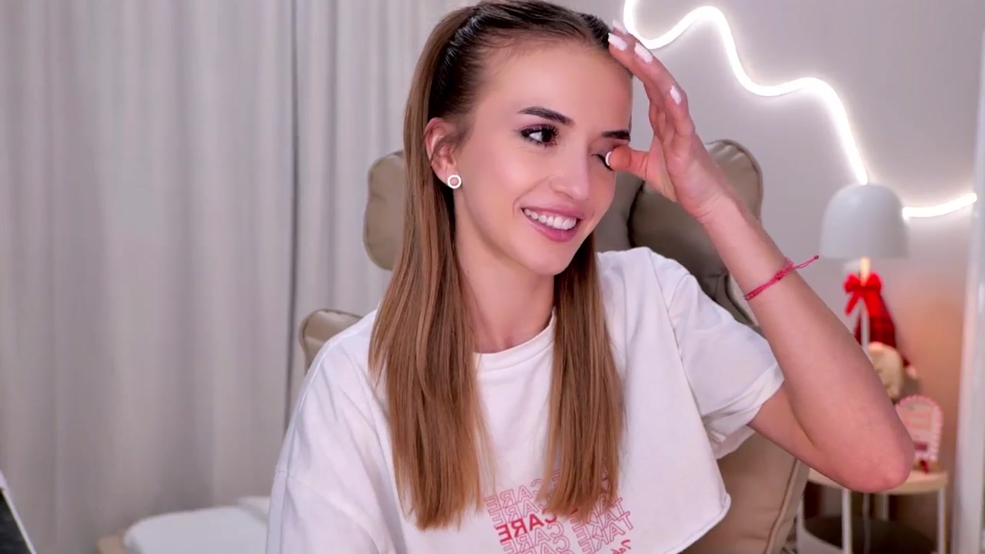 YannaJeen video thumbnail