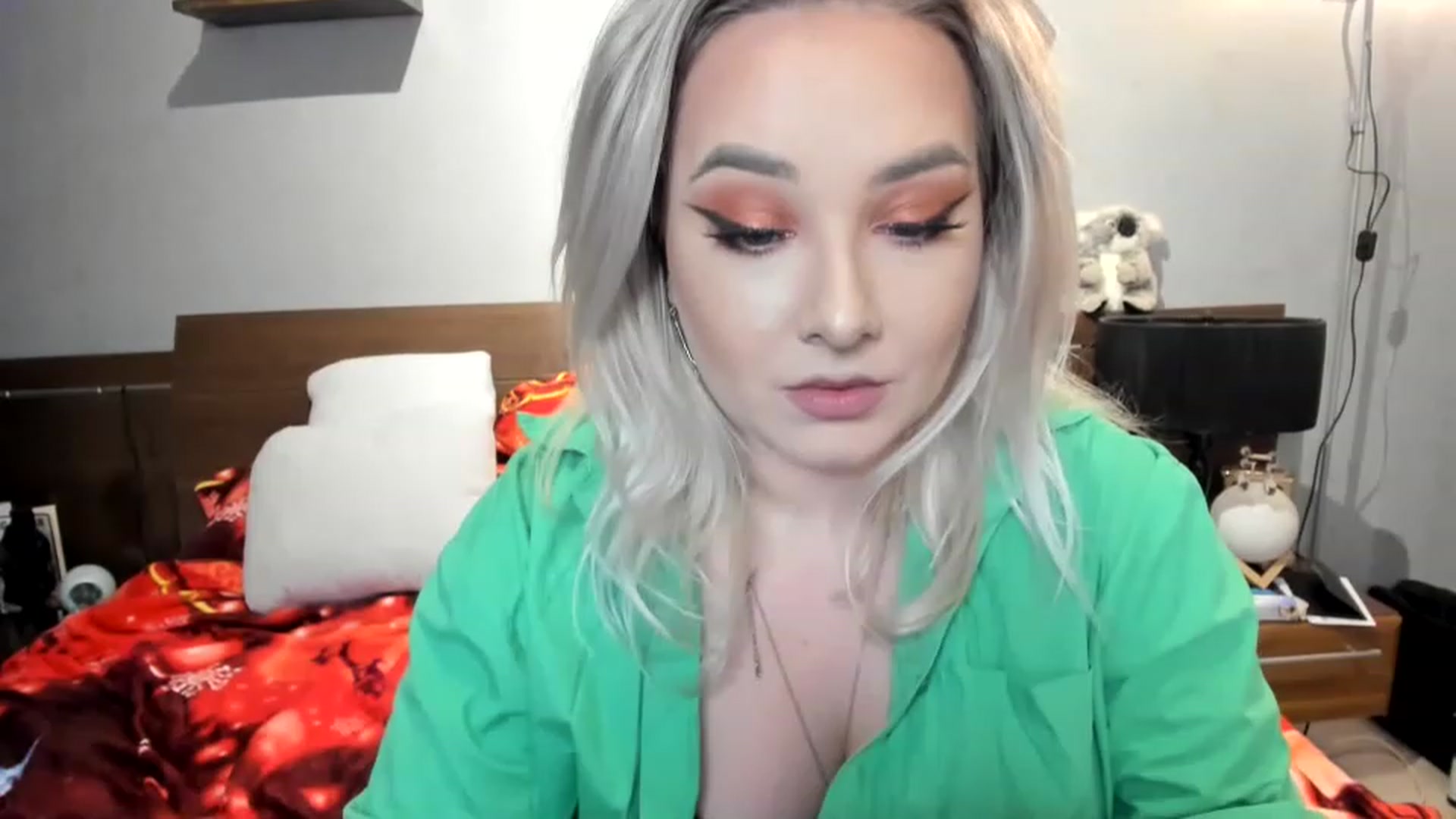 LilithTongue_ video thumbnail