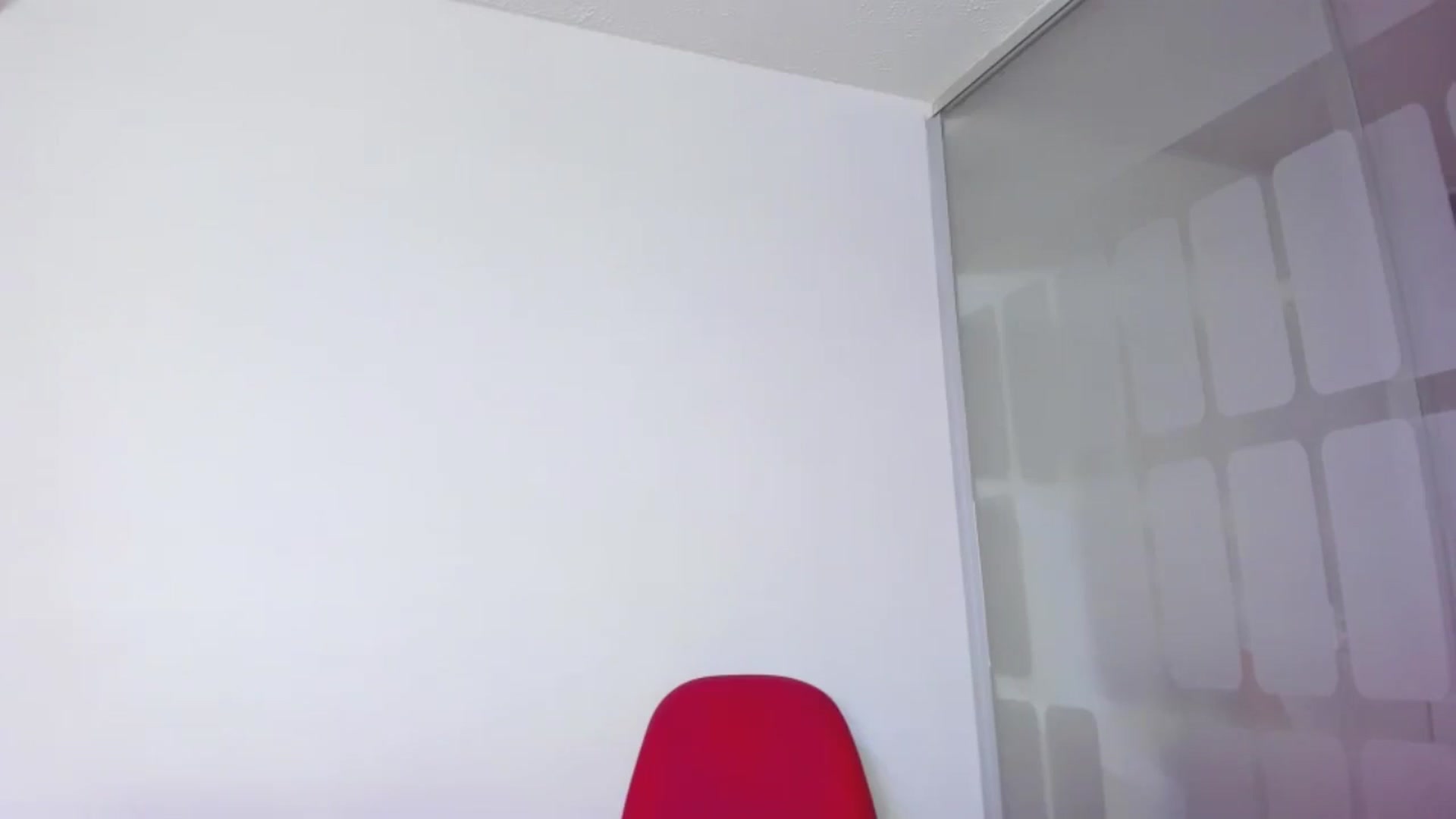 HannaClohes video thumbnail