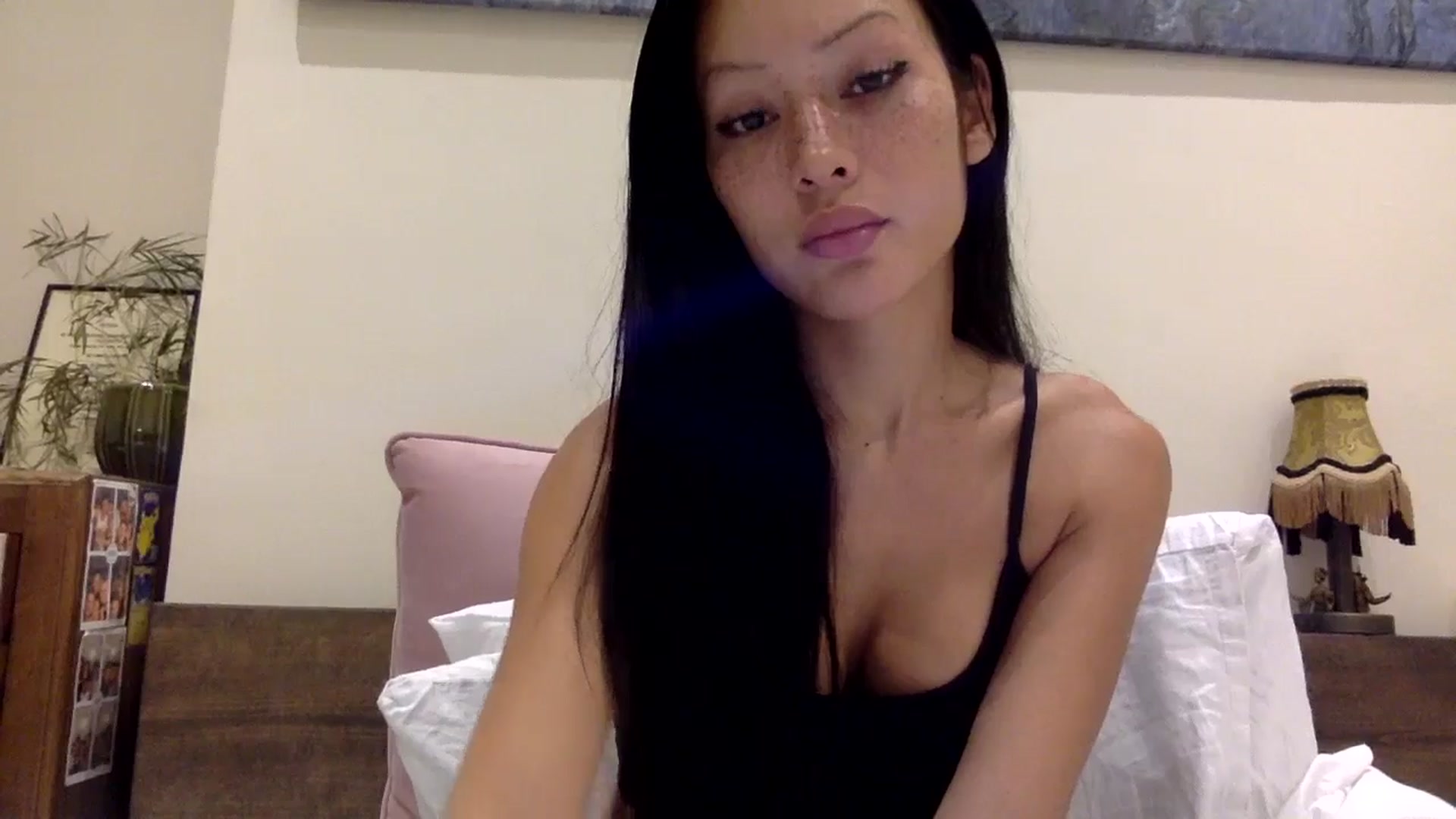 Miss_emiko video thumbnail