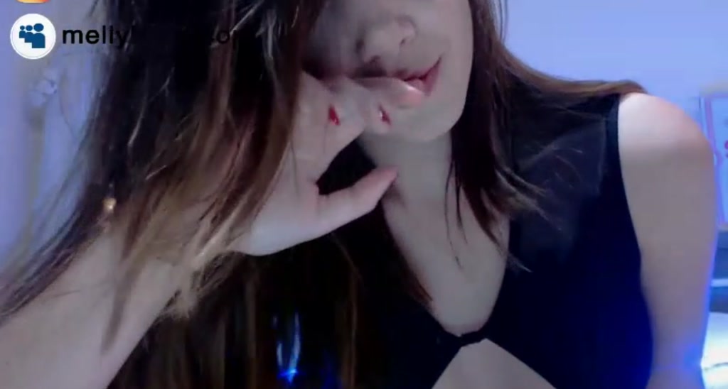 MellyBlum_ video thumbnail