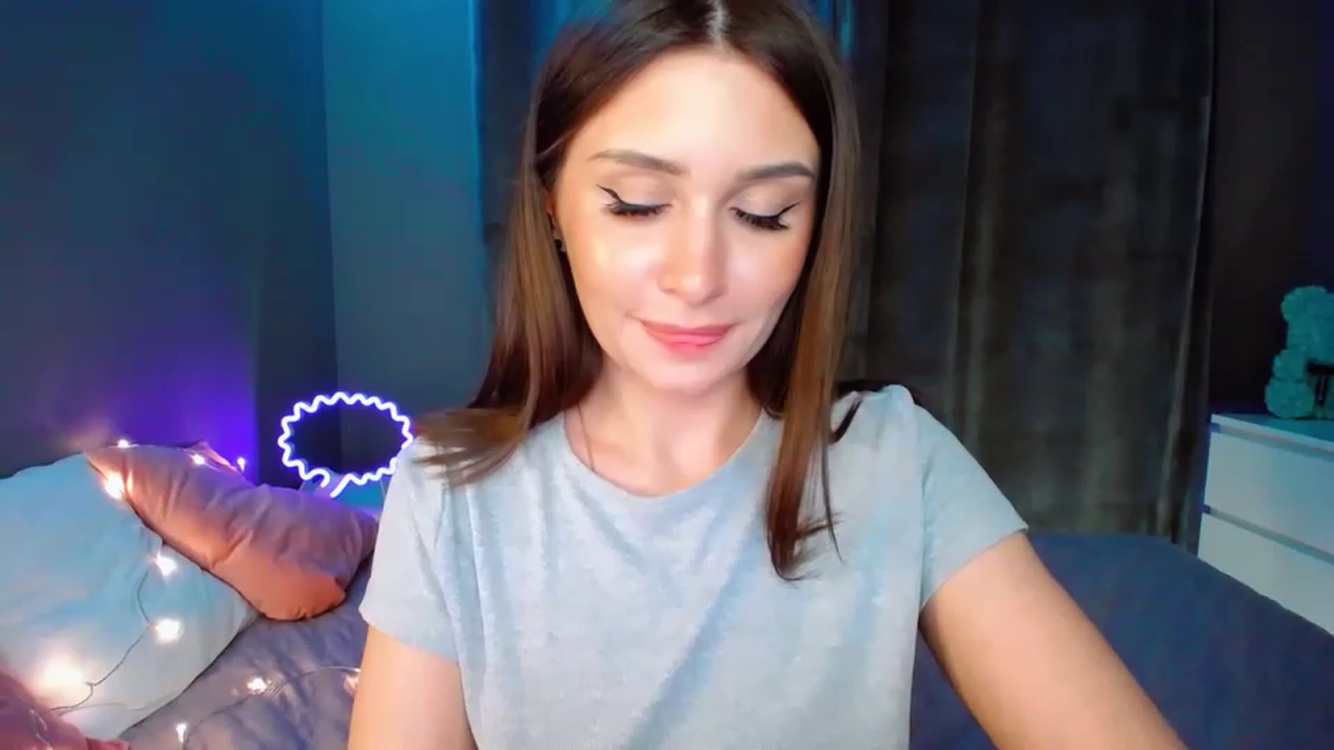 DollGlamourr video thumbnail