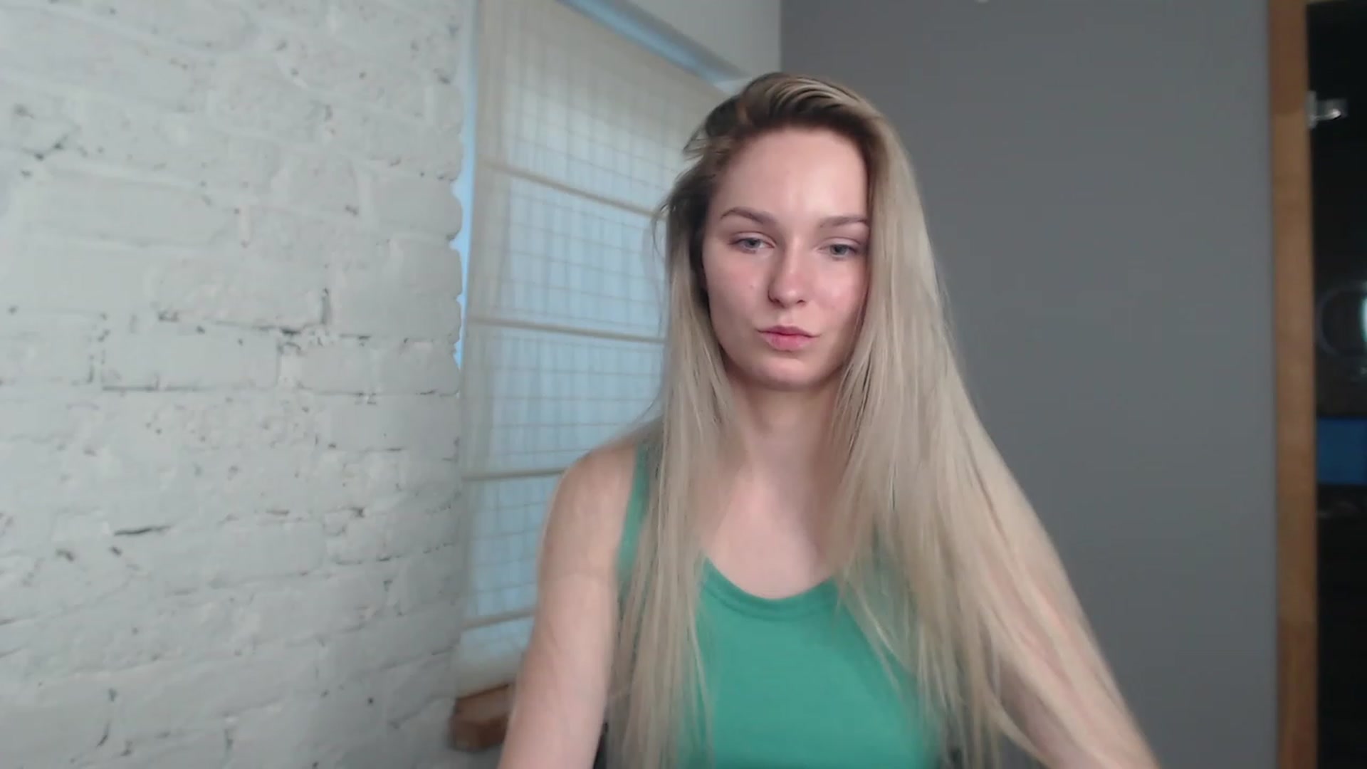 EvaMooni video thumbnail